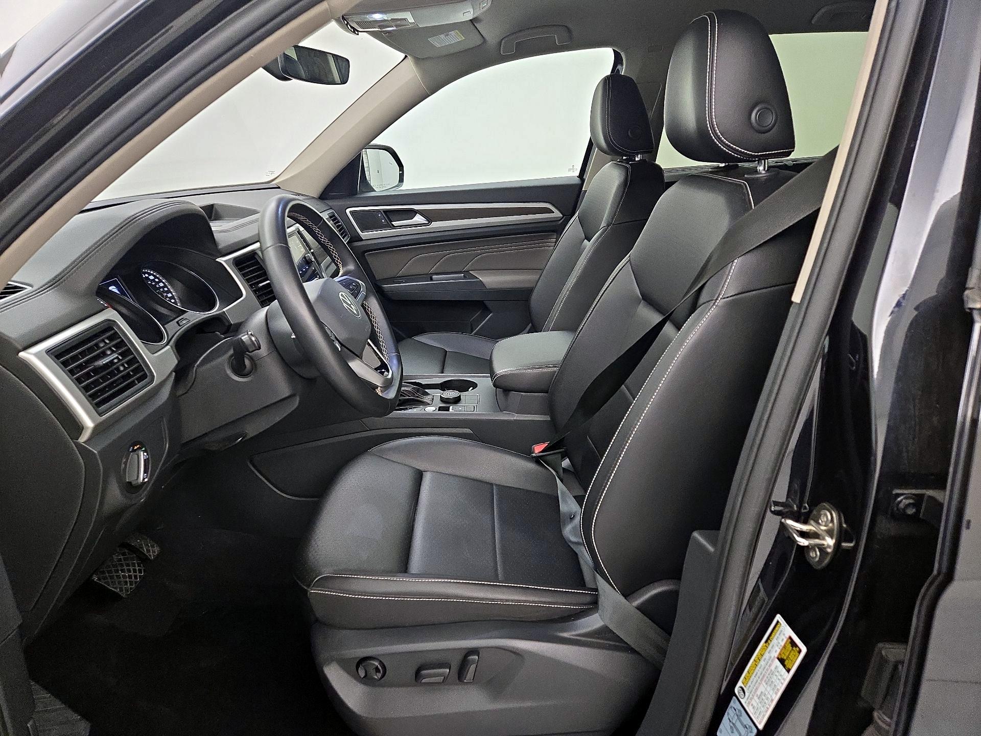 Thumbnail: 2021 Volkswagen Atlas - 11