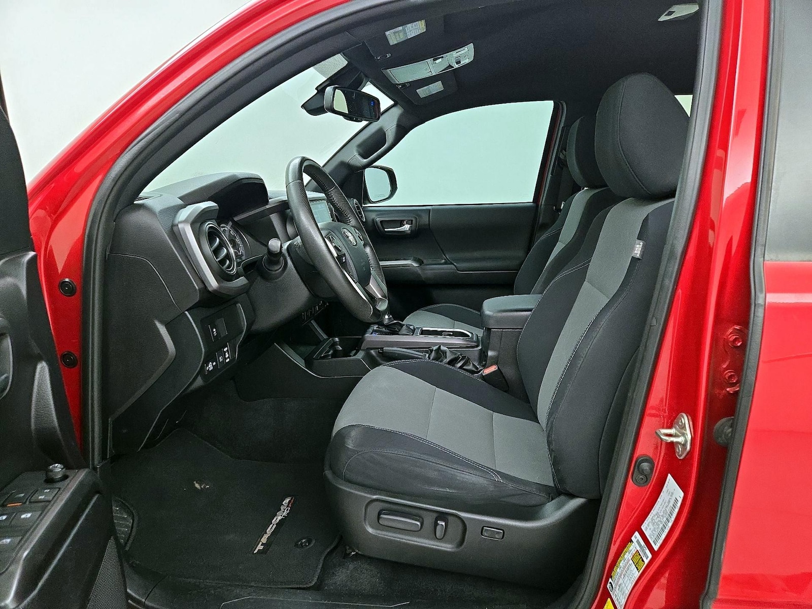 2020 Toyota Tacoma TRD Sport - Photo 12