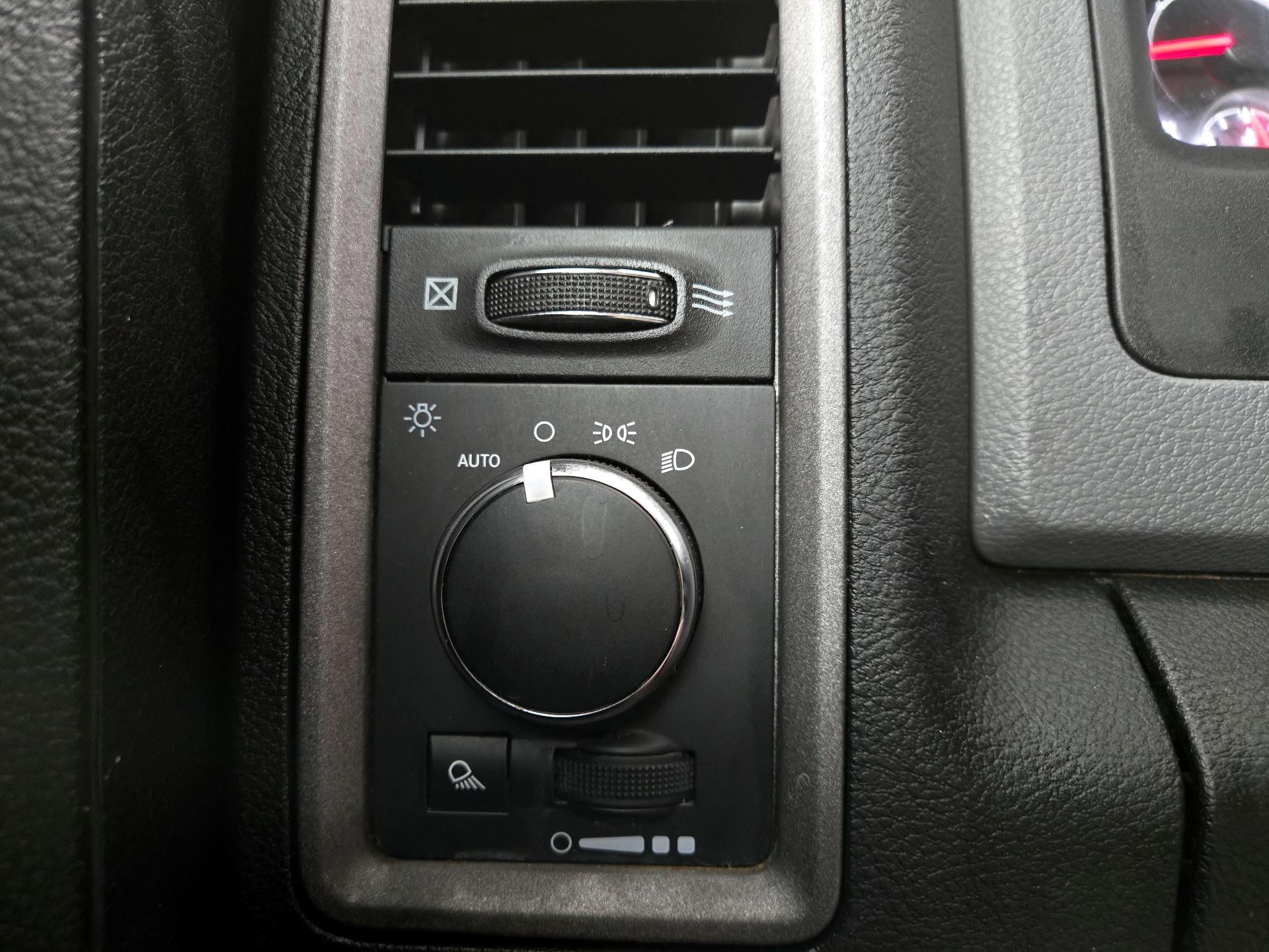 Thumbnail: 2019 RAM 1500 Classic - 13