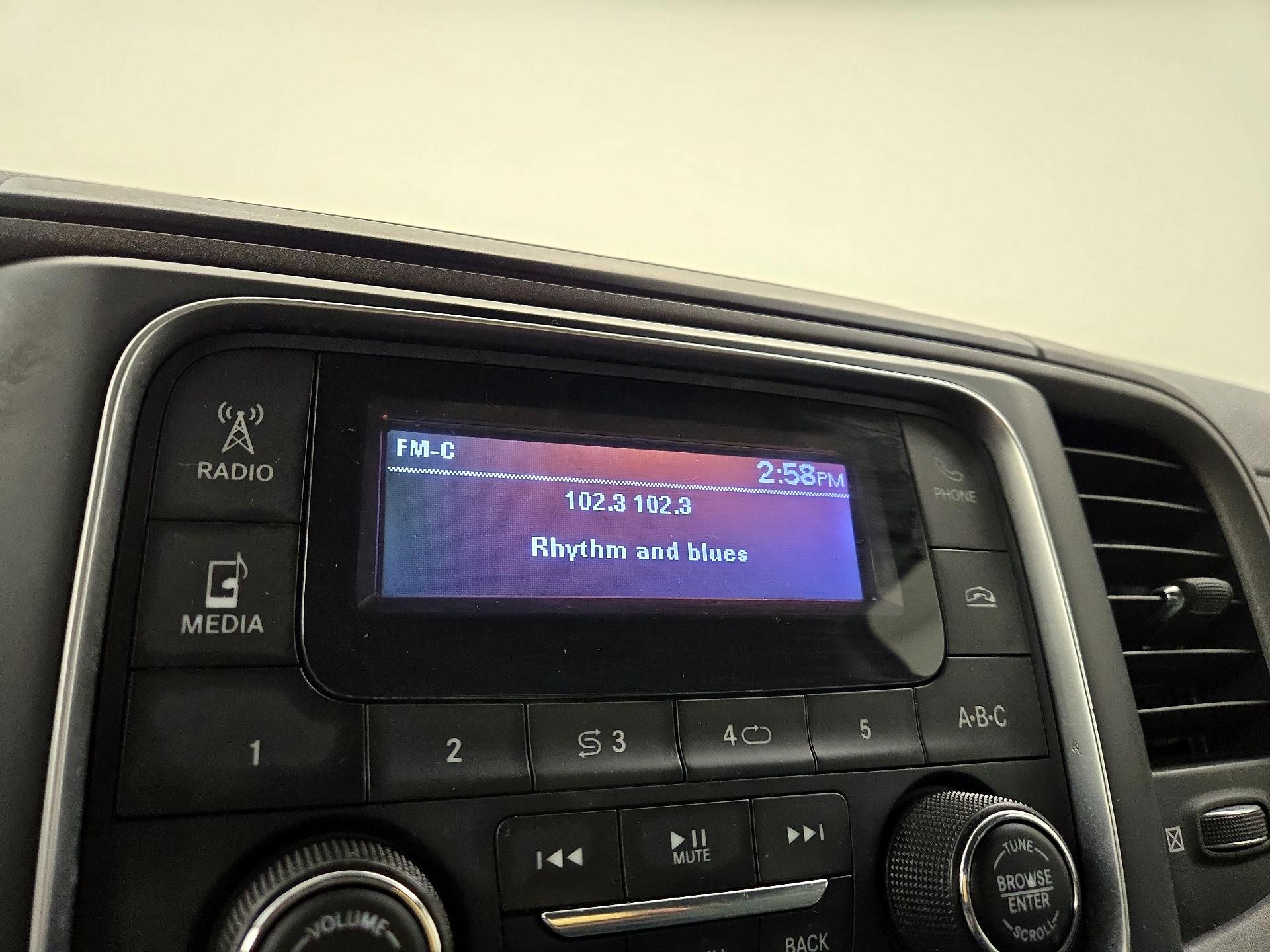 Thumbnail: 2019 RAM 1500 Classic - 15