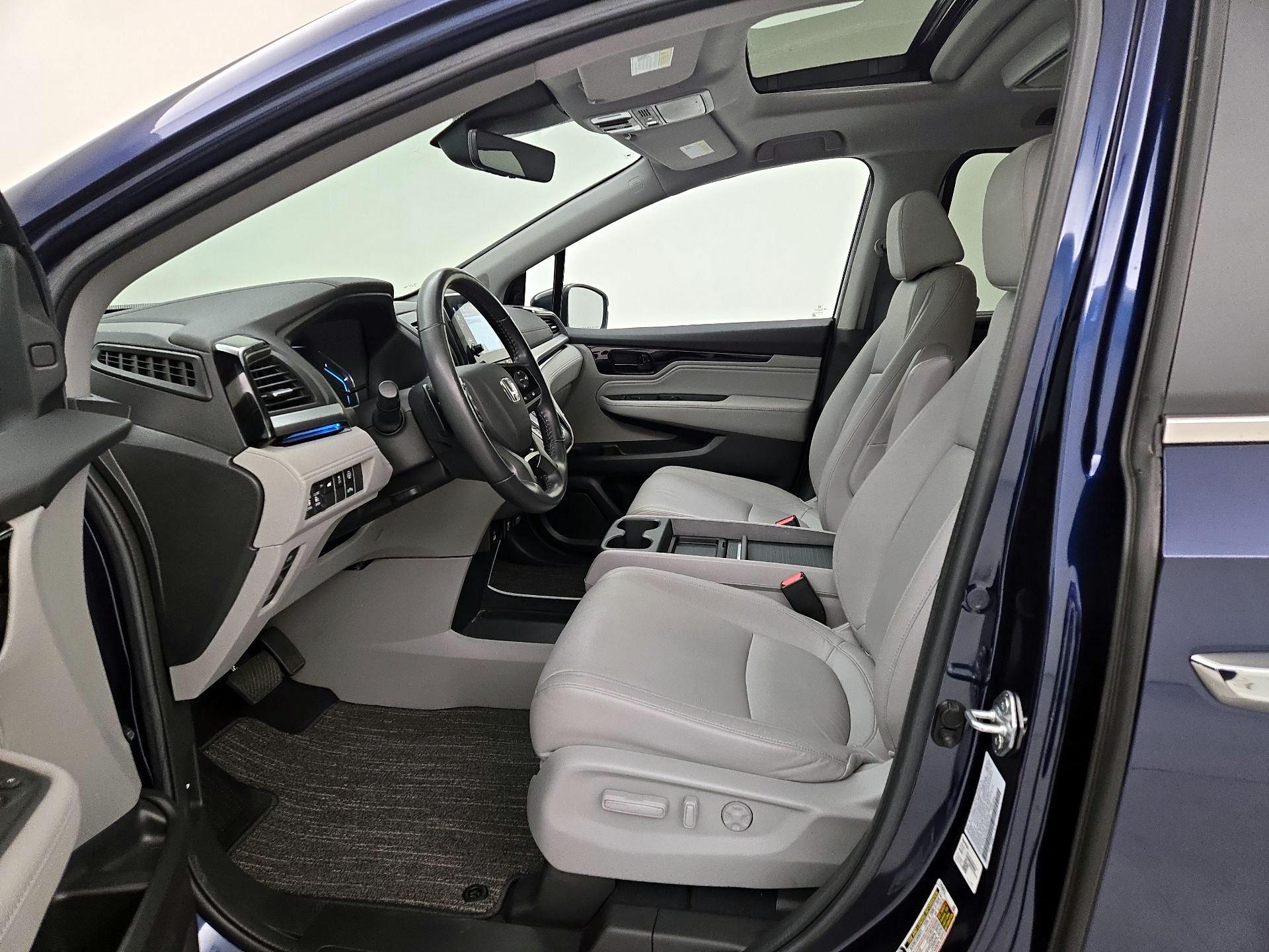 Thumbnail: 2023 Honda Odyssey - 11