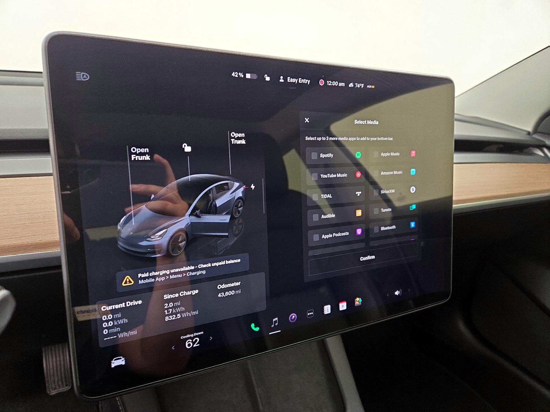 Thumbnail: 2022 Tesla Model 3 - 15