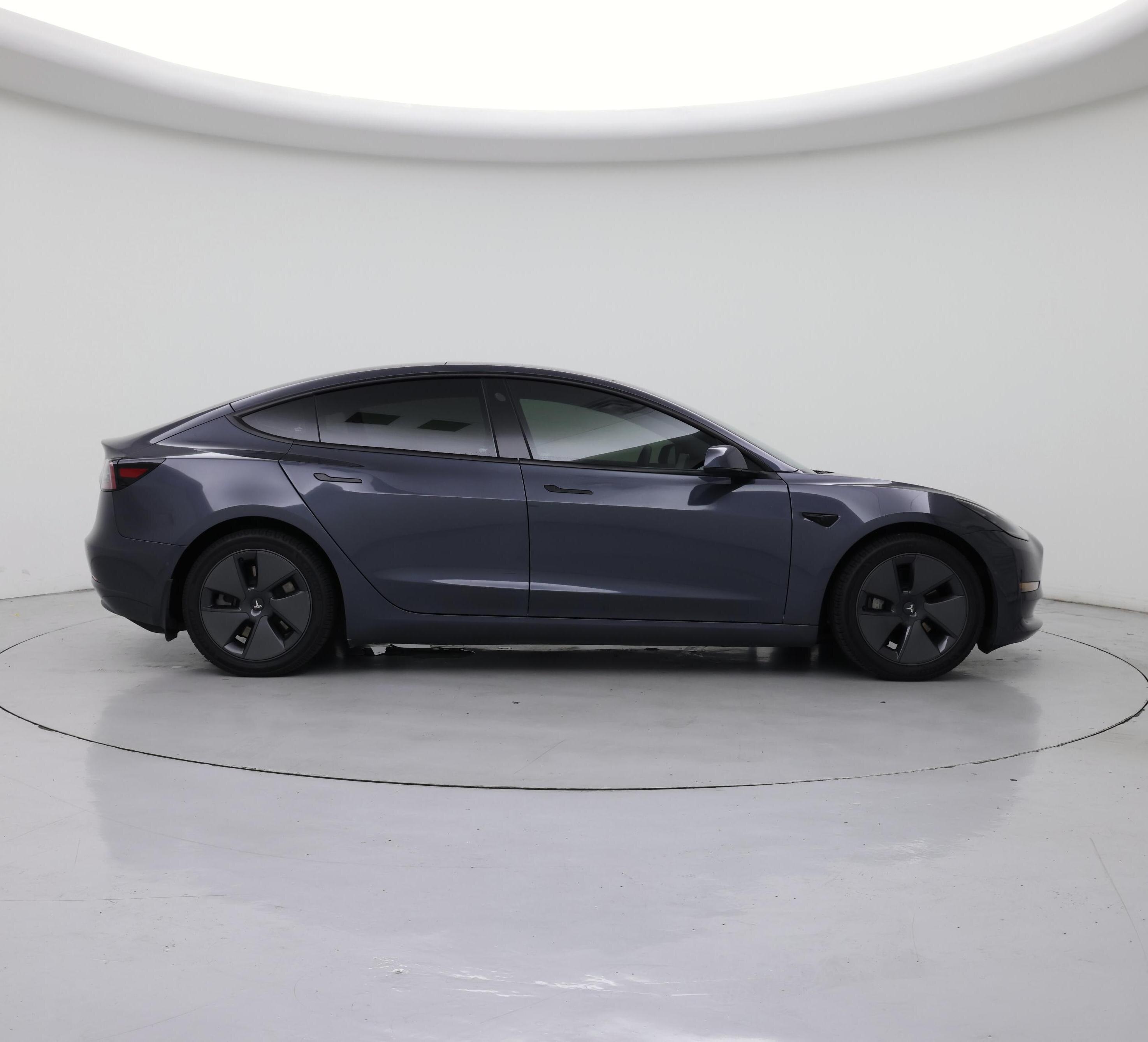 Thumbnail: 2022 Tesla Model 3 - 7