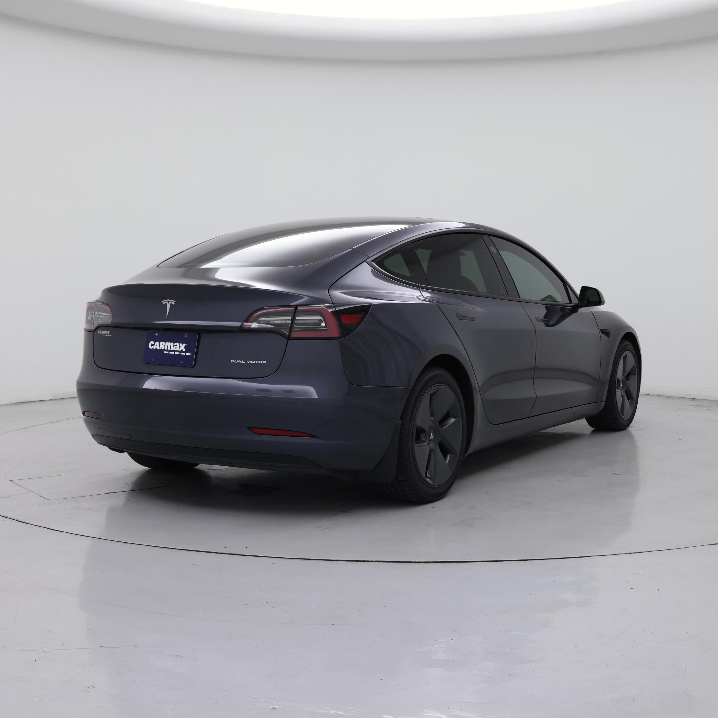 Thumbnail: 2022 Tesla Model 3 - 8