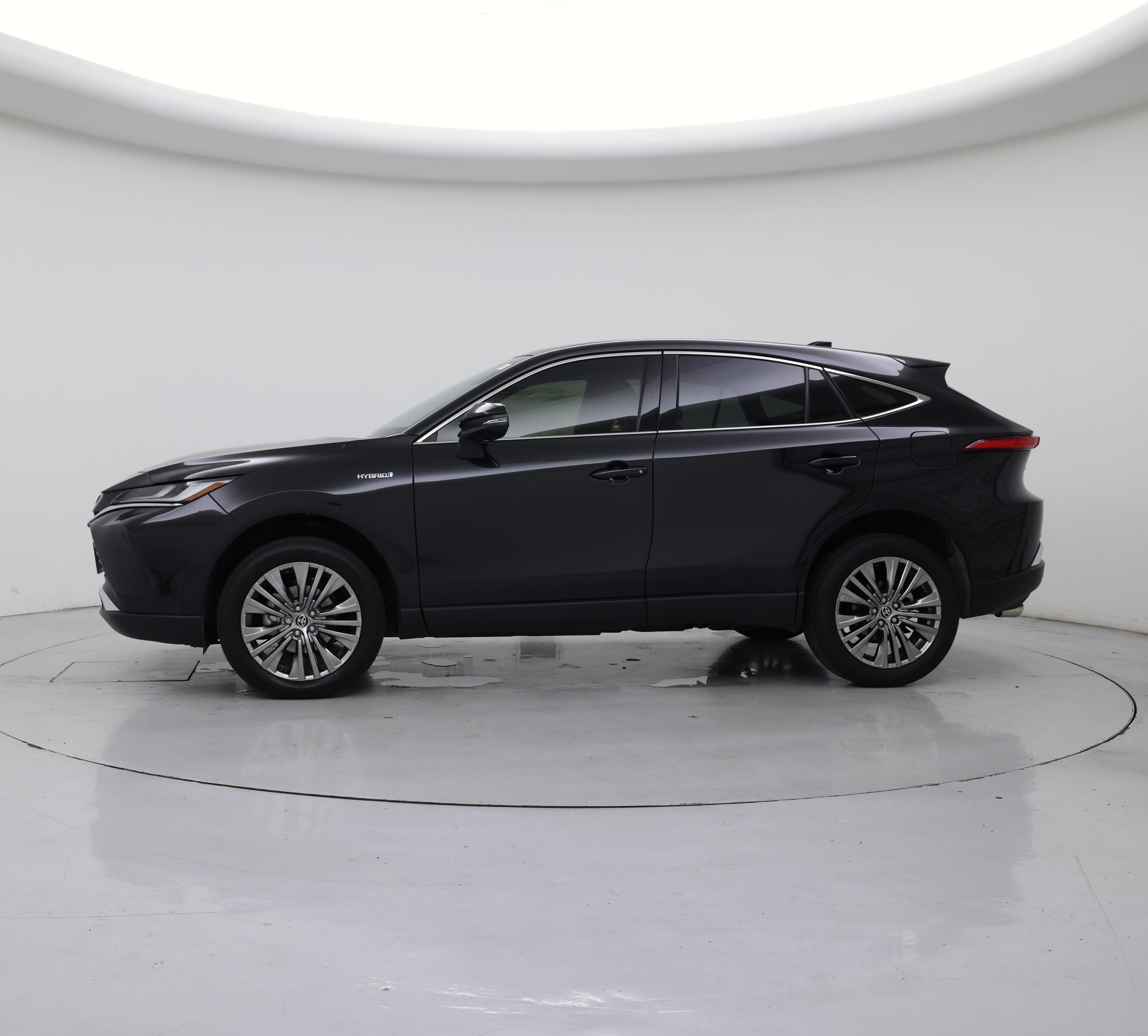 Thumbnail: 2021 Toyota Venza - 3