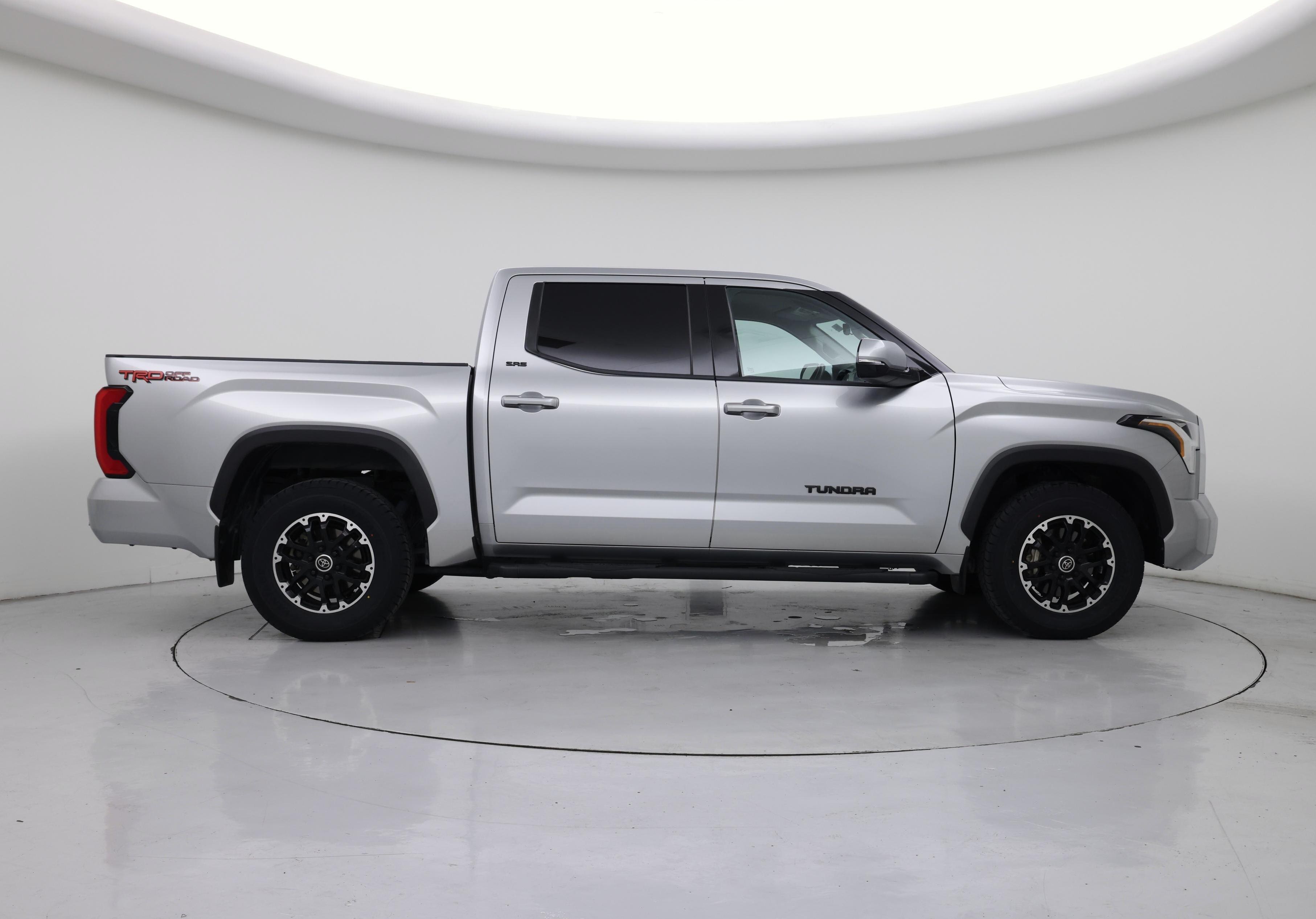 Thumbnail: 2022 Toyota Tundra - 7