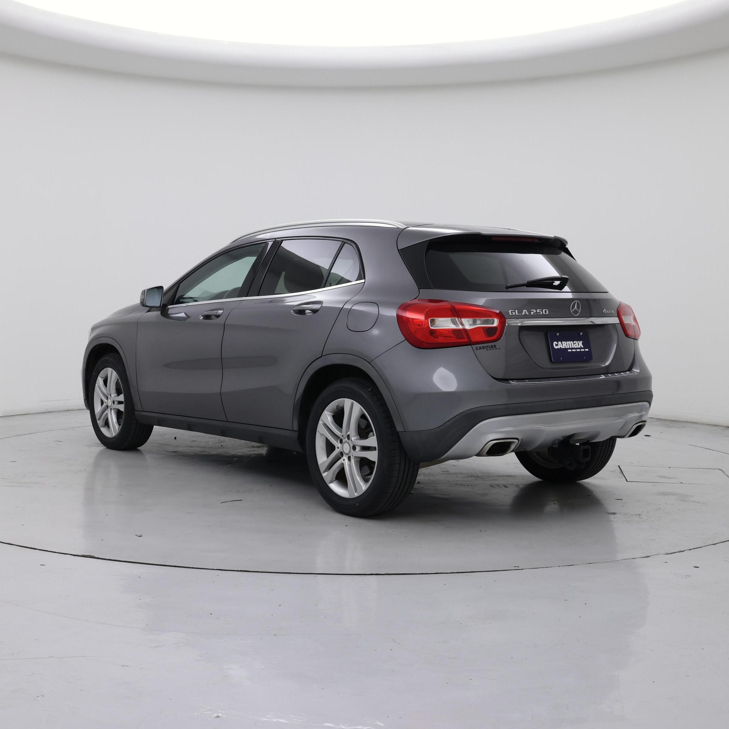 Thumbnail: 2015 Mercedes-Benz GLA - 2