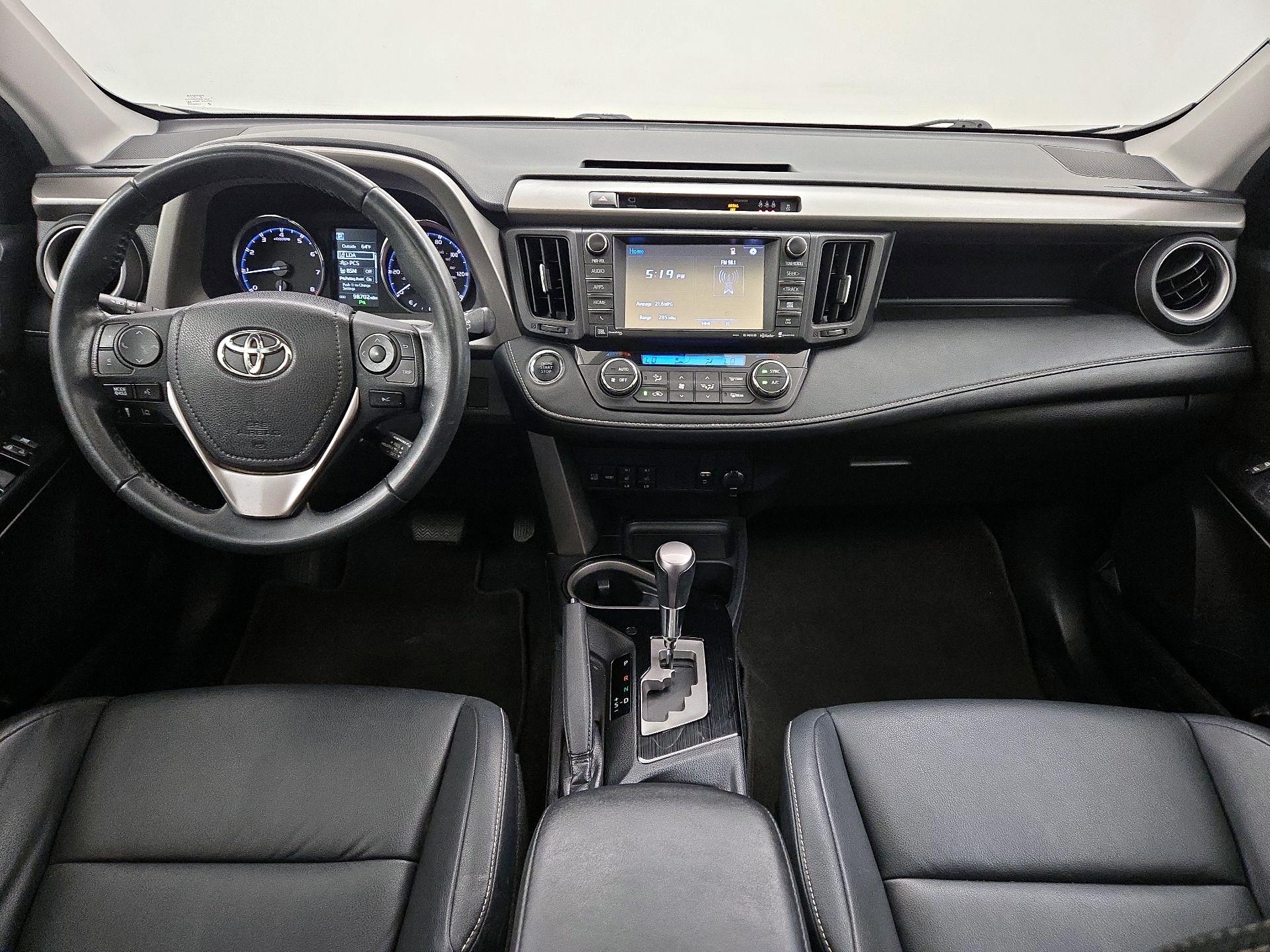 Thumbnail: 2017 Toyota RAV4 - 9