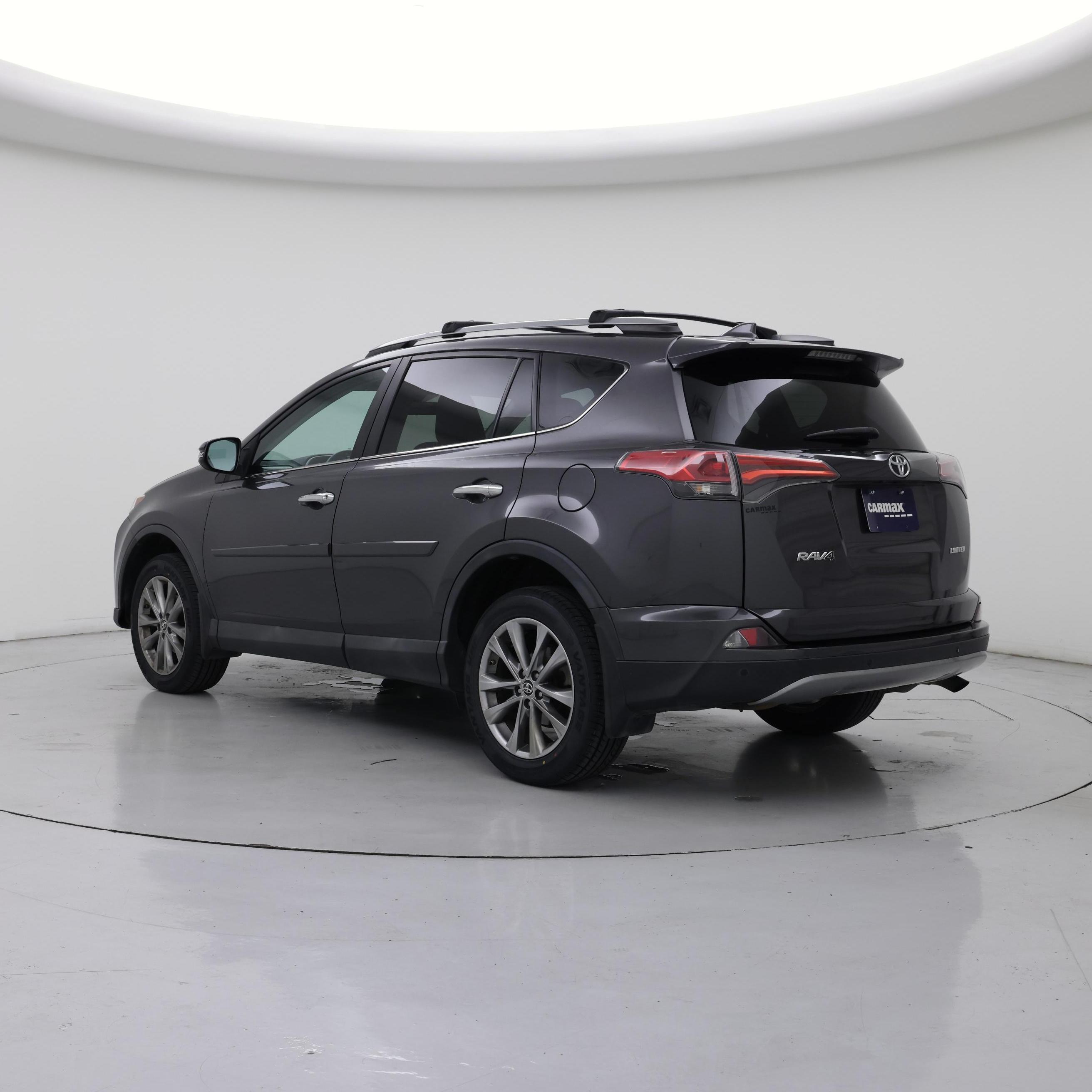 Thumbnail: 2017 Toyota RAV4 - 2