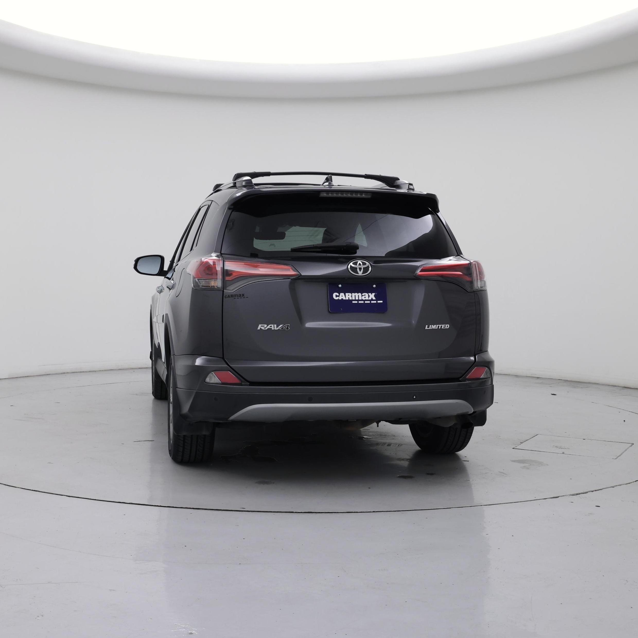 Thumbnail: 2017 Toyota RAV4 - 6