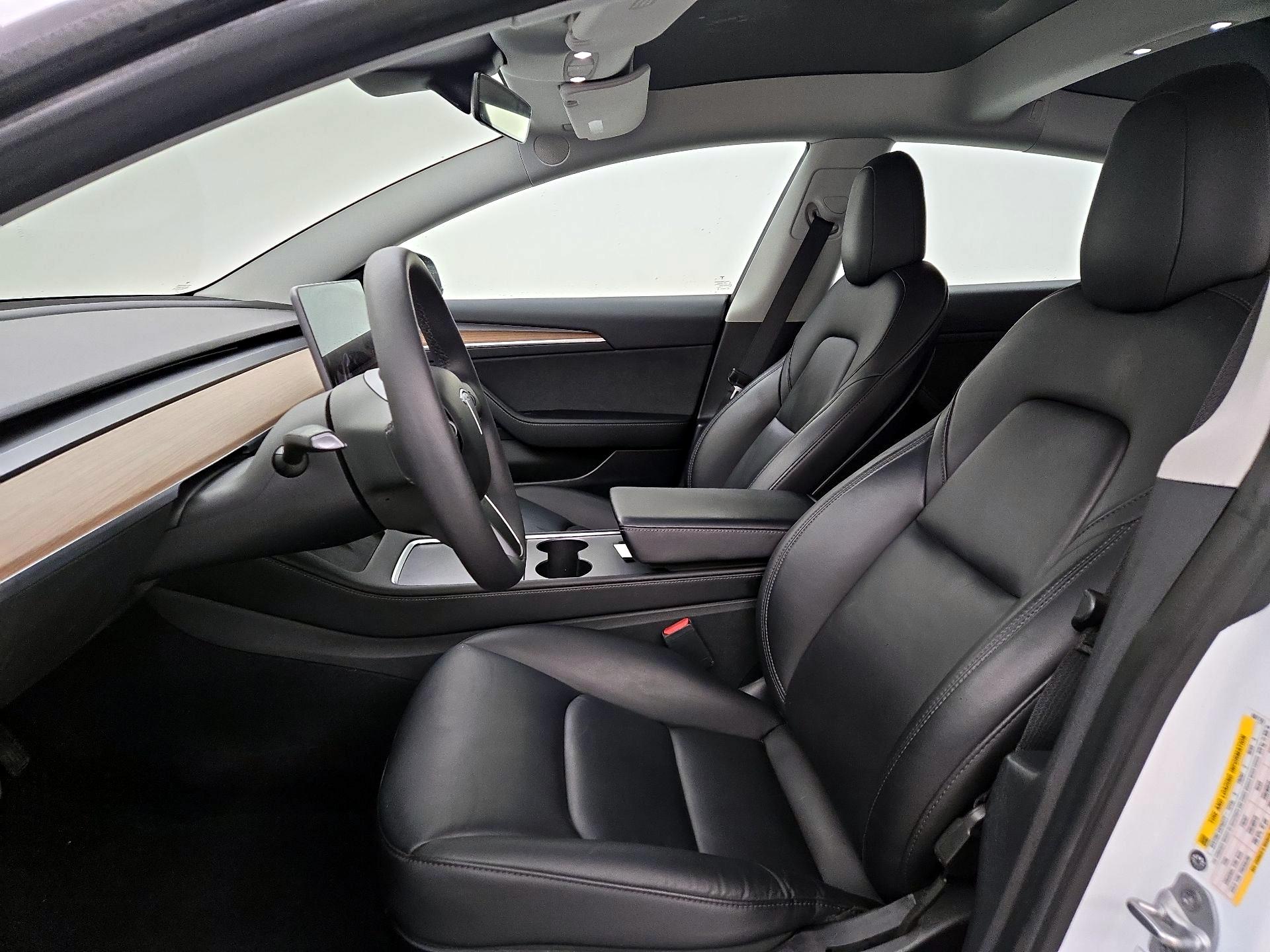 Thumbnail: 2021 Tesla Model 3 - 11
