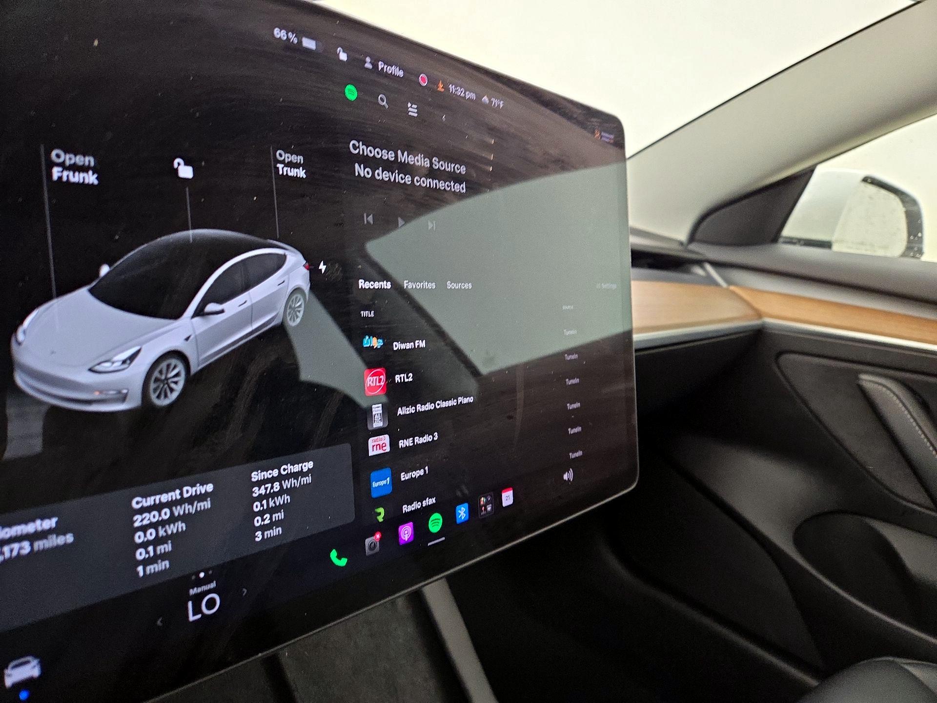 Thumbnail: 2021 Tesla Model 3 - 15
