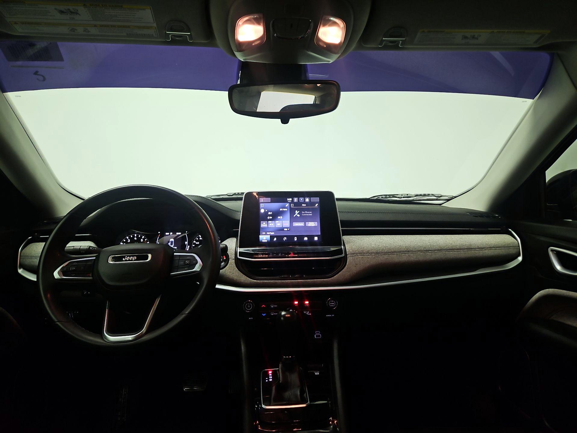 Thumbnail: 2022 Jeep Compass - 9