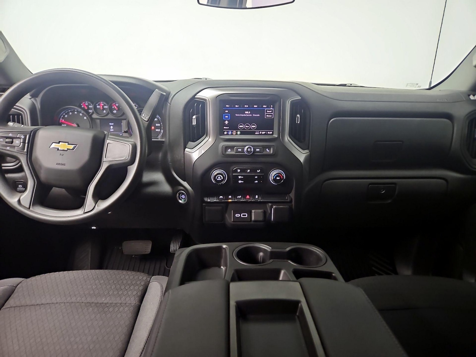 2024 Chevrolet Silverado 1500 Custom - Photo 10
