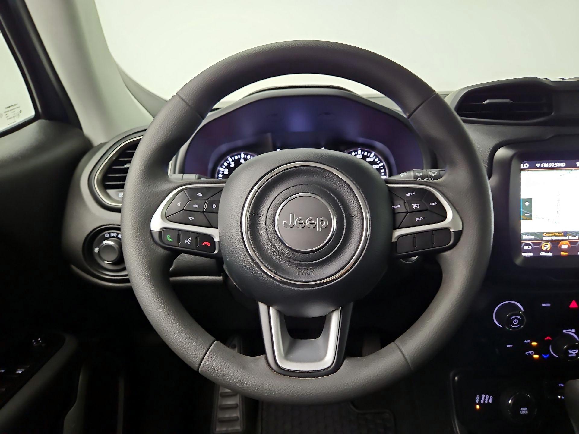 Thumbnail: 2023 Jeep Renegade - 10