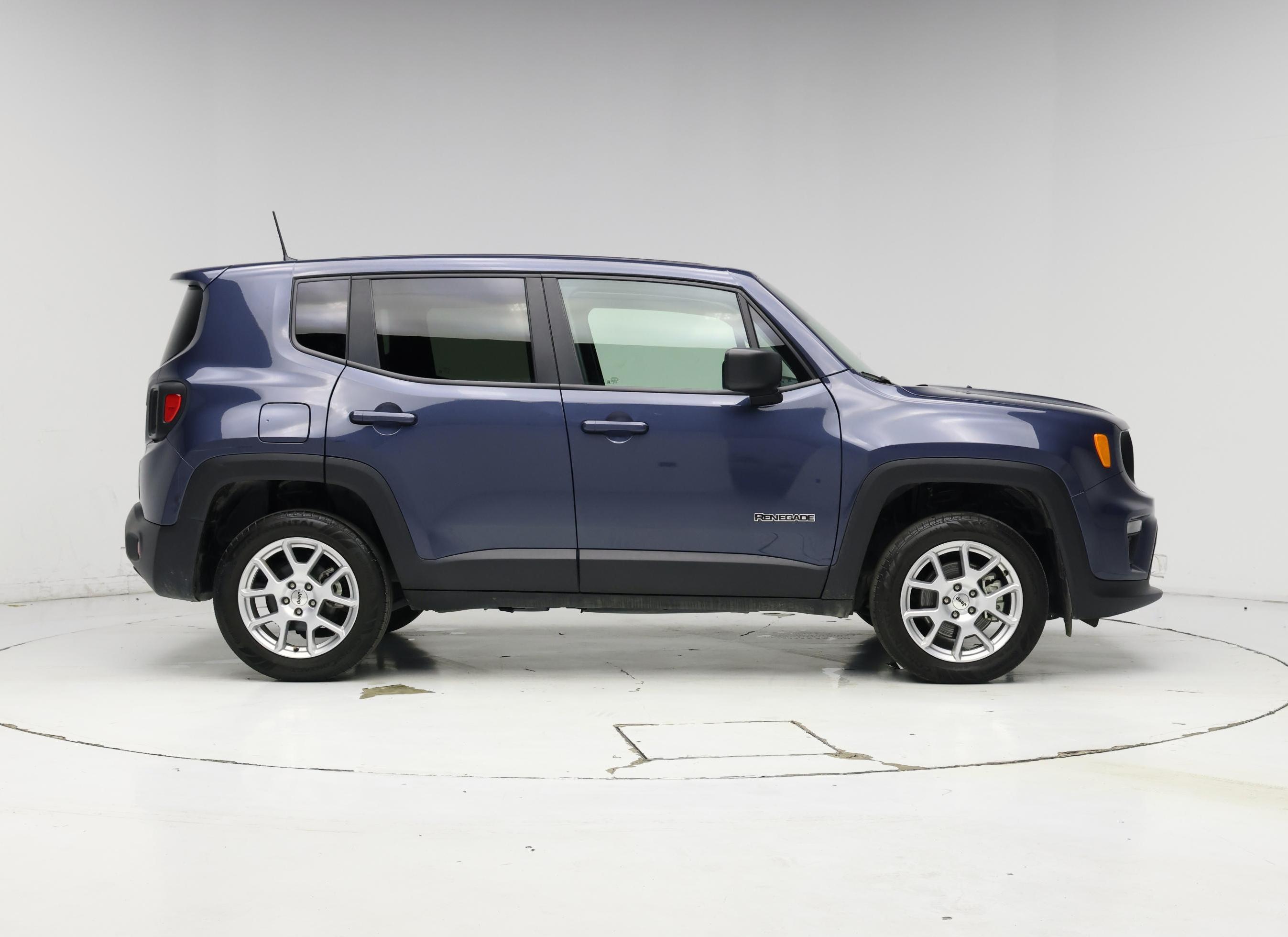 Thumbnail: 2023 Jeep Renegade - 7