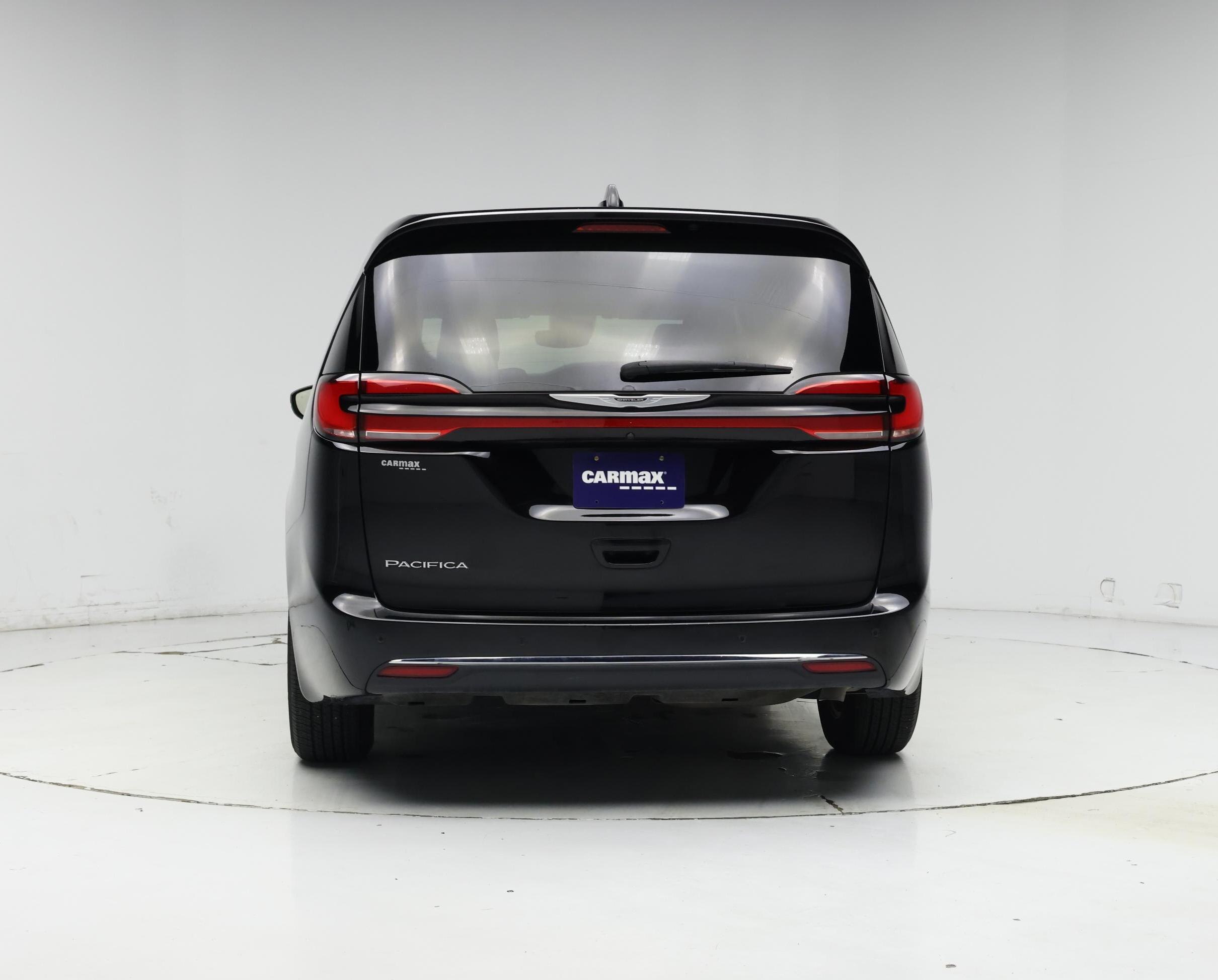 Thumbnail: 2024 Chrysler Pacifica - 6