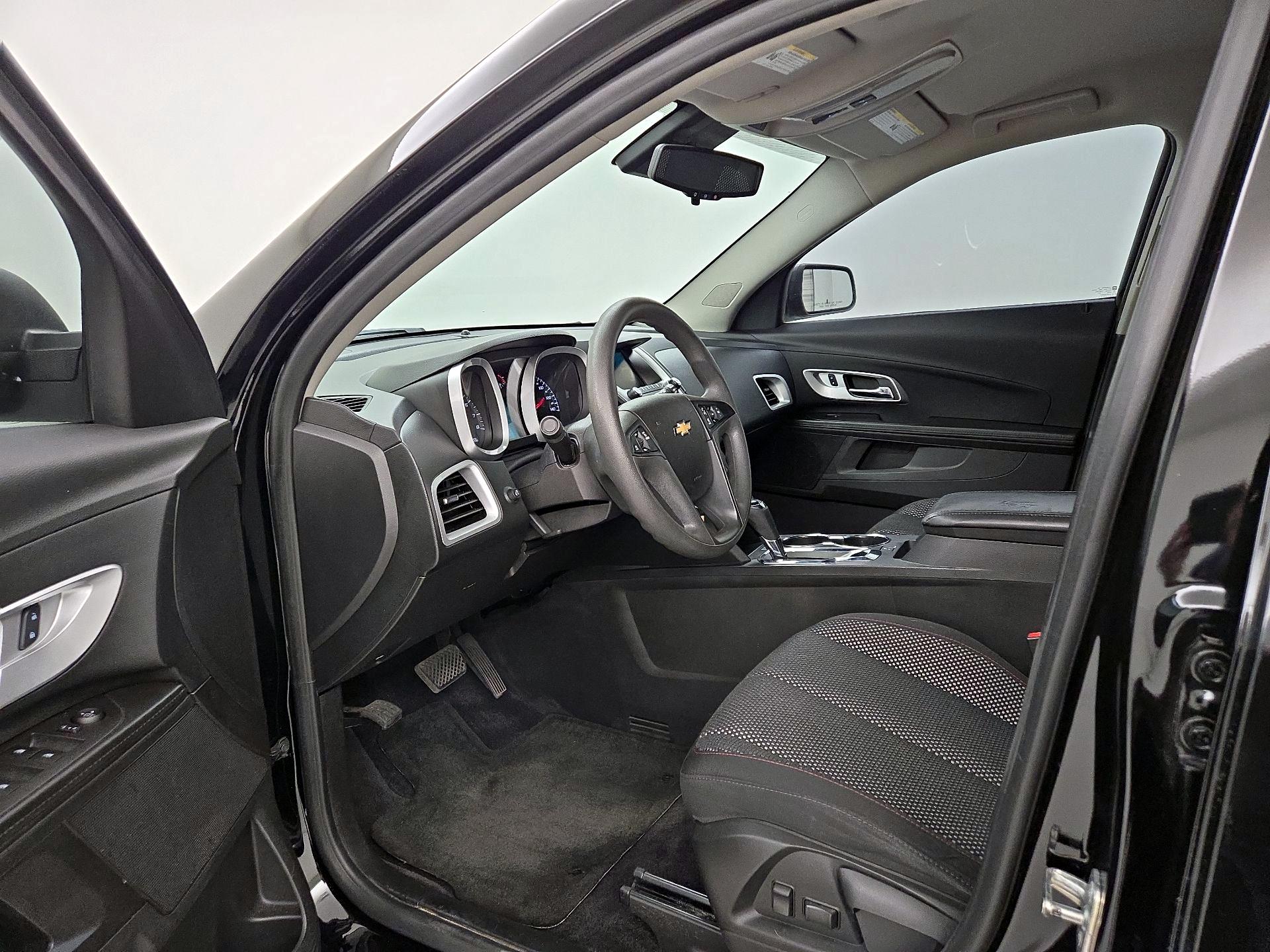 Thumbnail: 2016 Chevrolet Equinox - 11