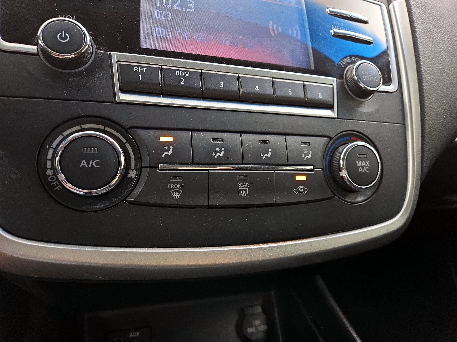 Thumbnail: 2018 Nissan Altima - 16