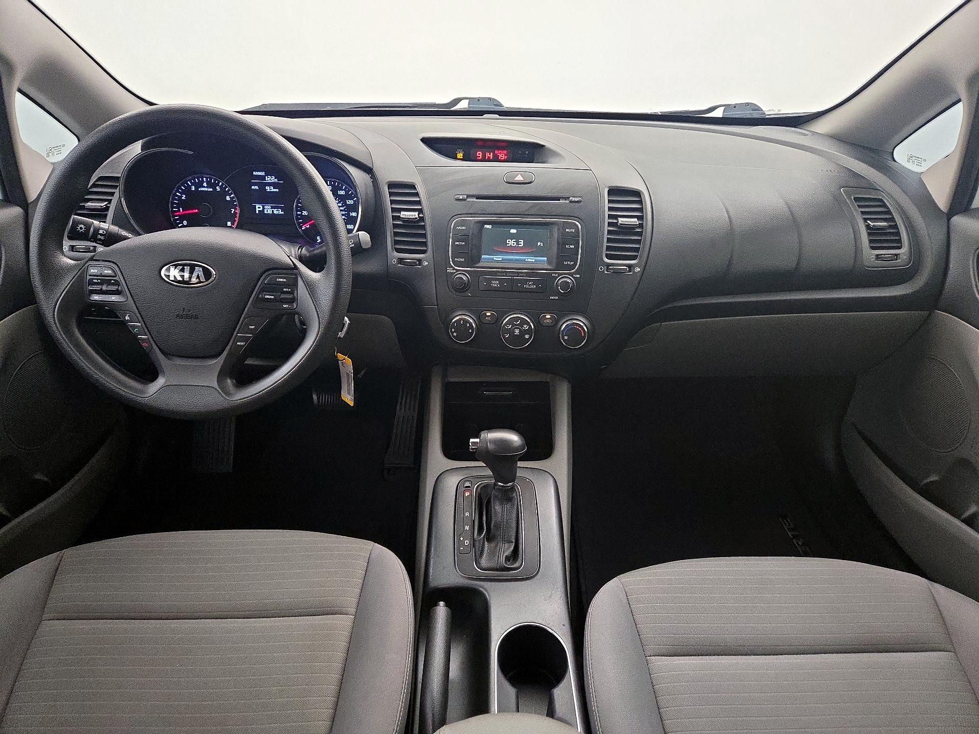 Thumbnail: 2016 Kia Forte - 9