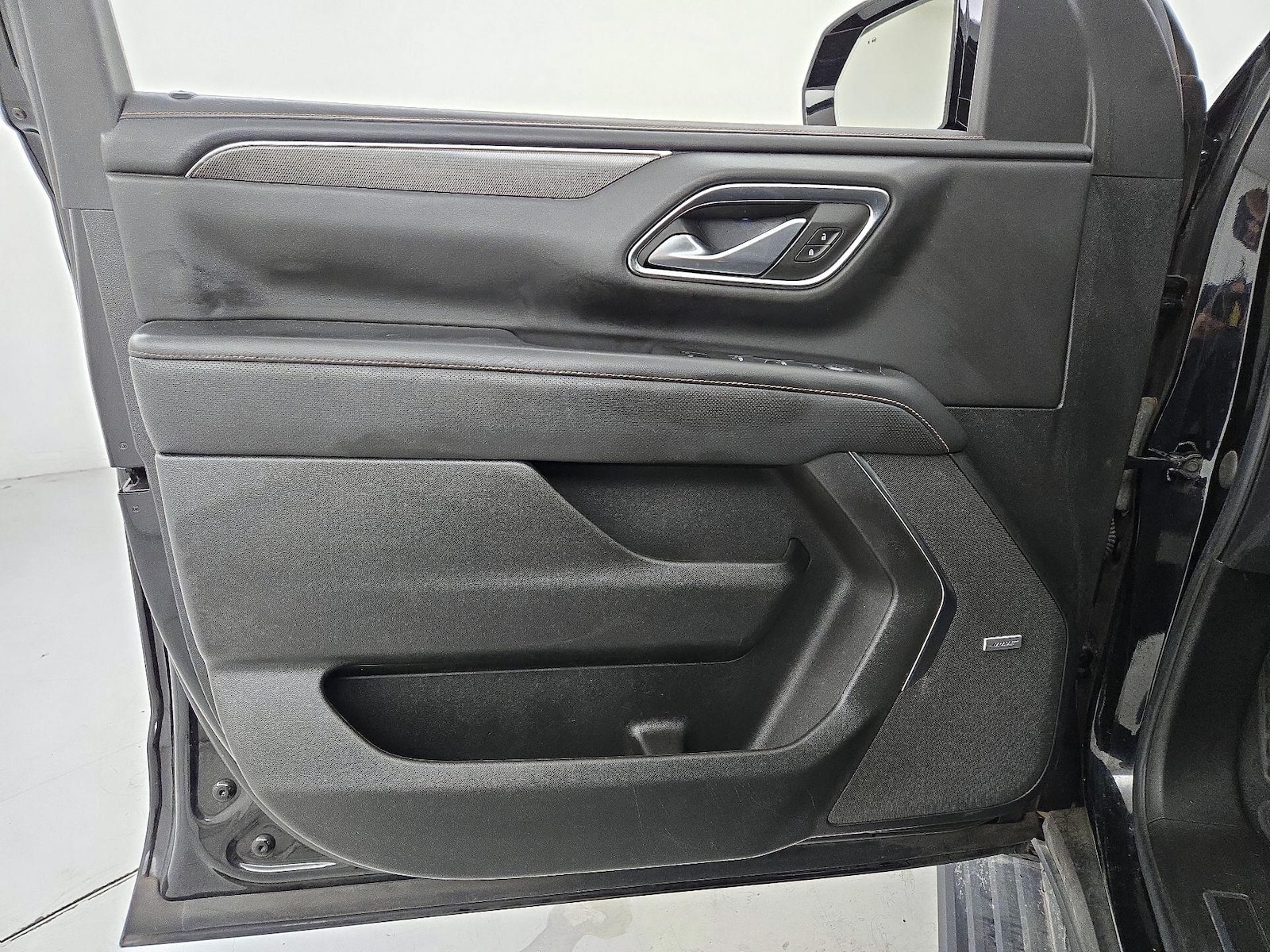2022 GMC Yukon AT4 - Photo 13
