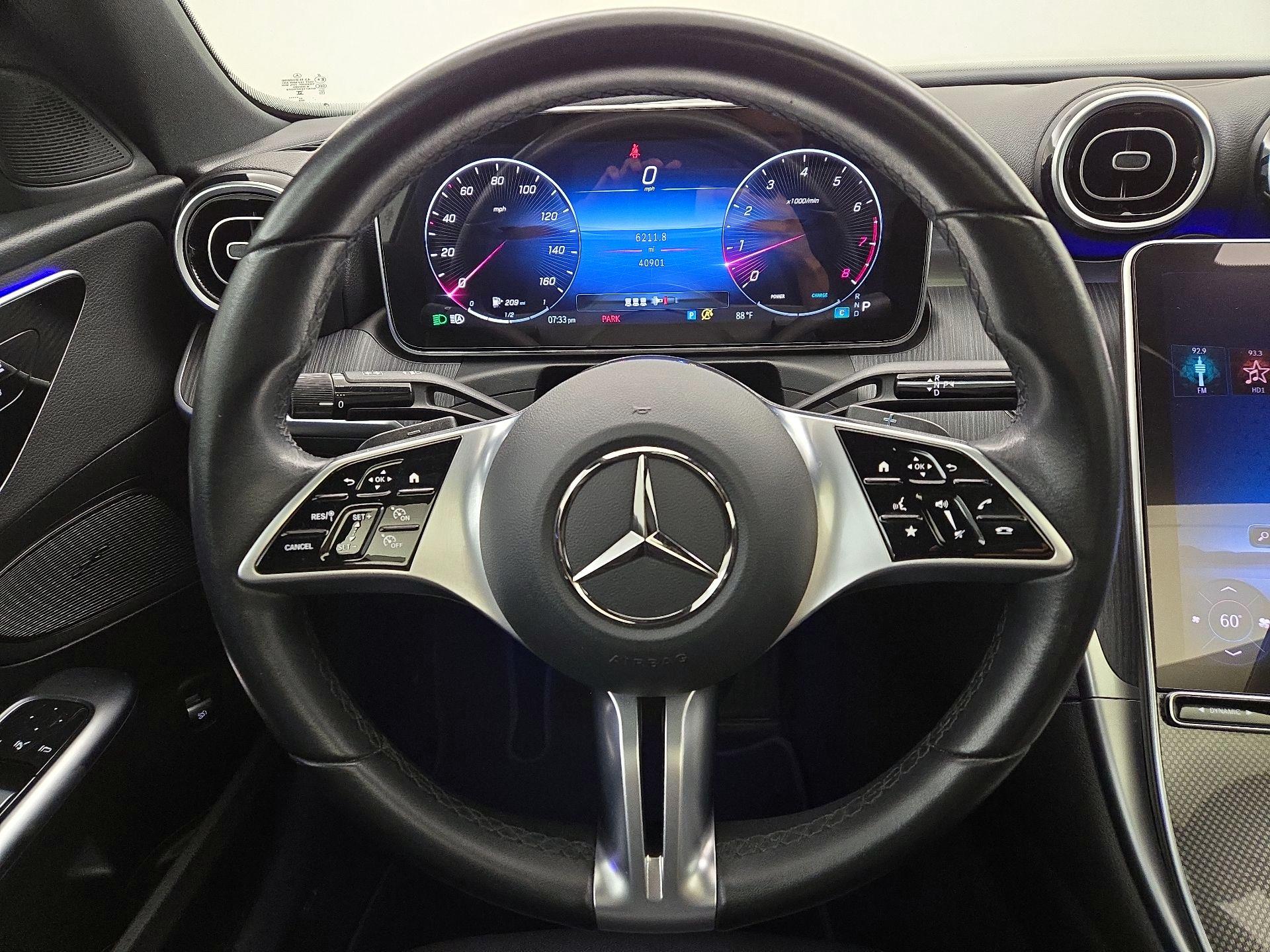 Thumbnail: 2024 Mercedes-Benz C-Class - 10