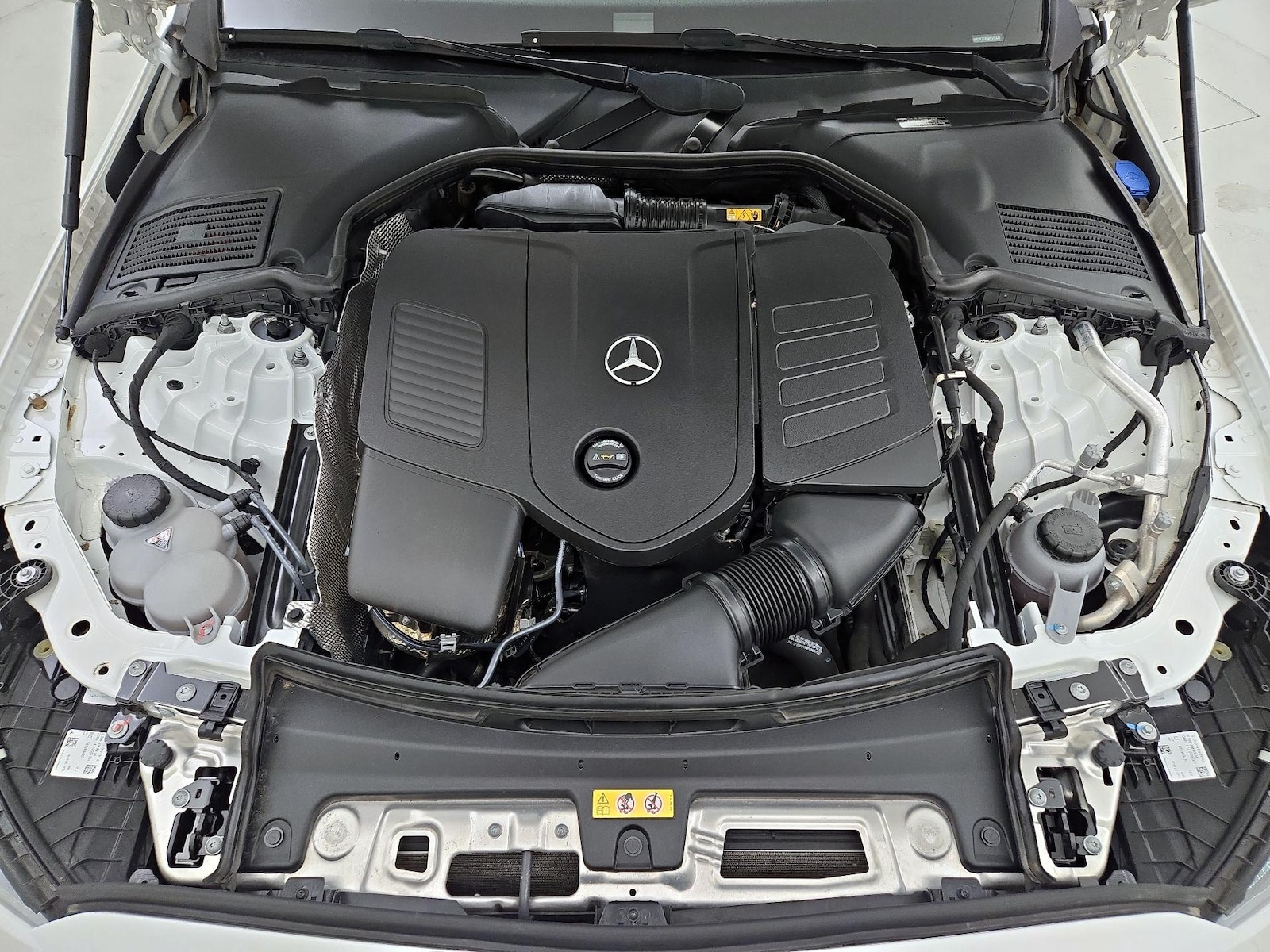 2024 Mercedes-Benz C-Class Sedan C 300 - Photo 24