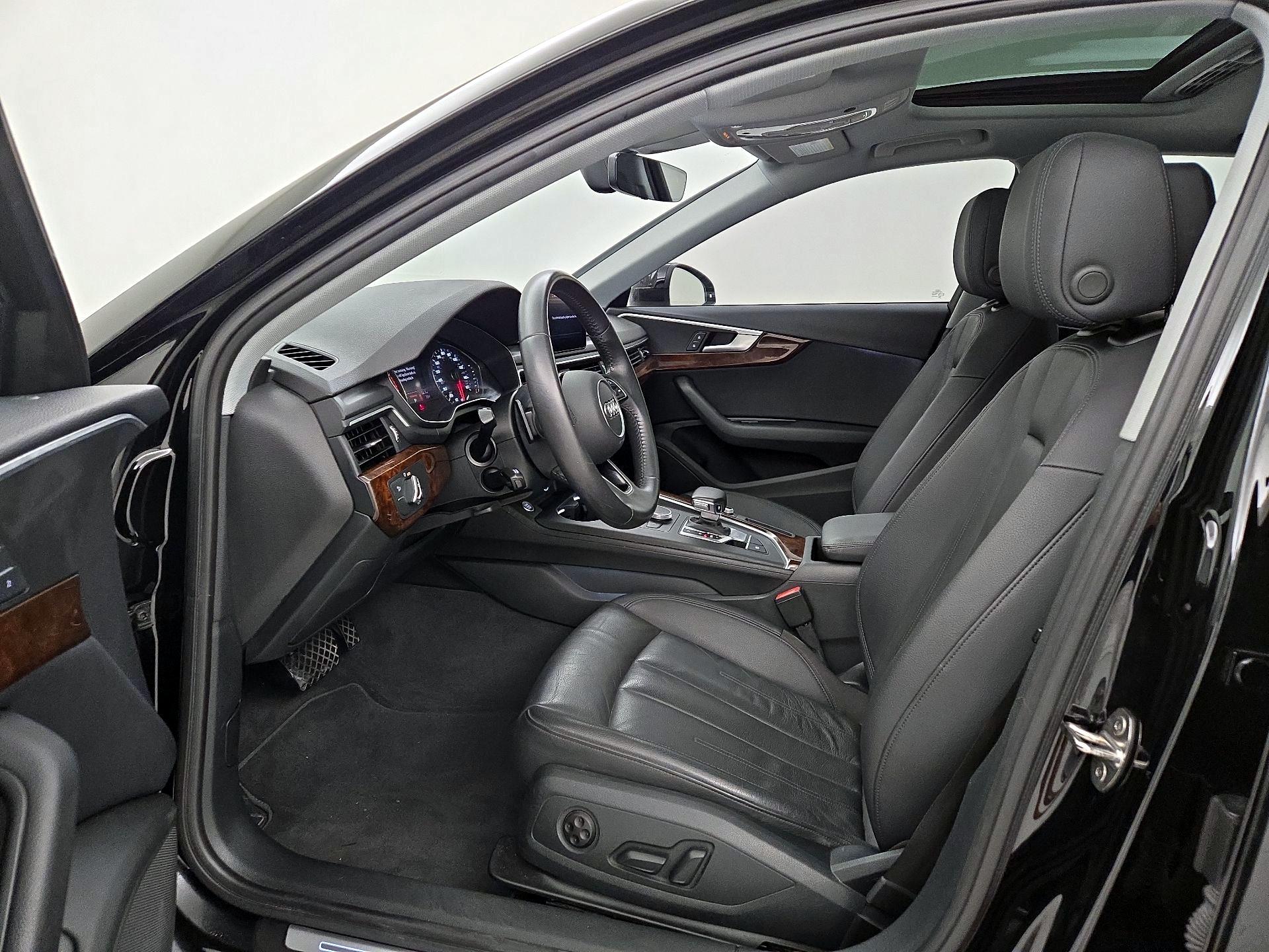 Thumbnail: 2019 Audi A4 - 11