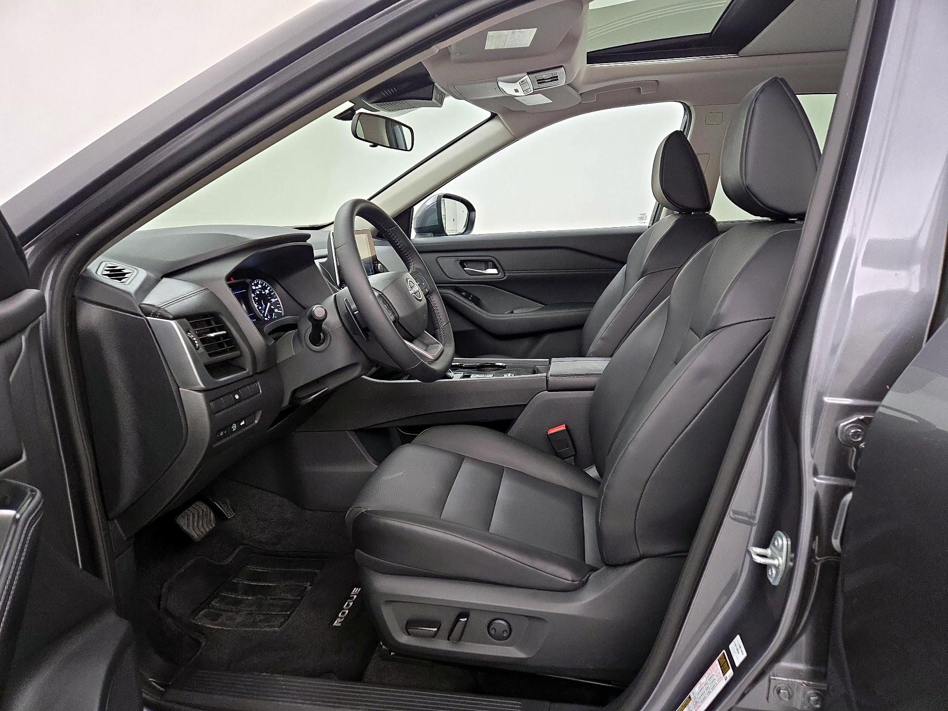 Thumbnail: 2025 Nissan Rogue - 11