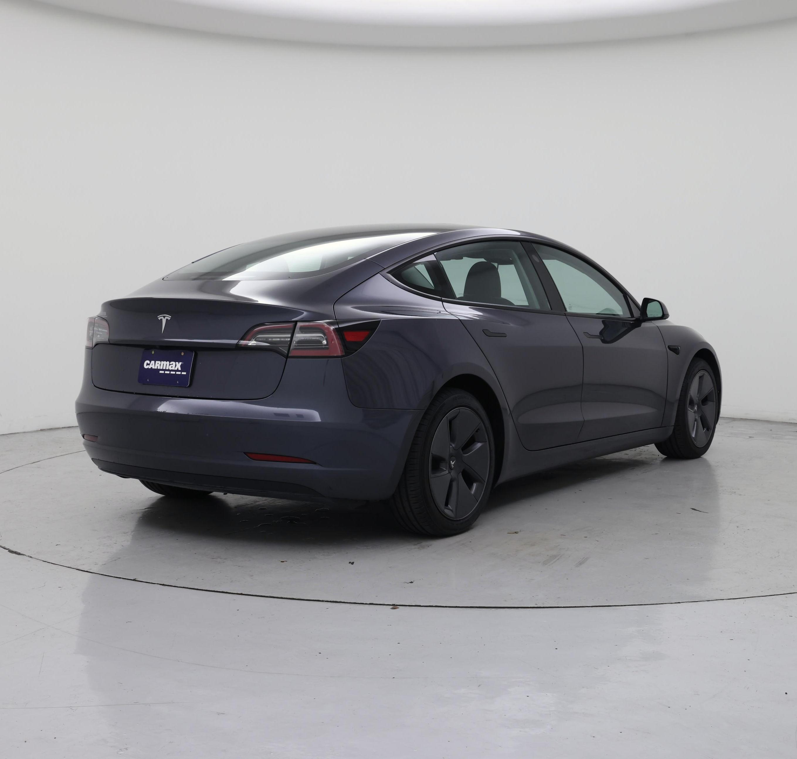 Thumbnail: 2023 Tesla Model 3 - 8