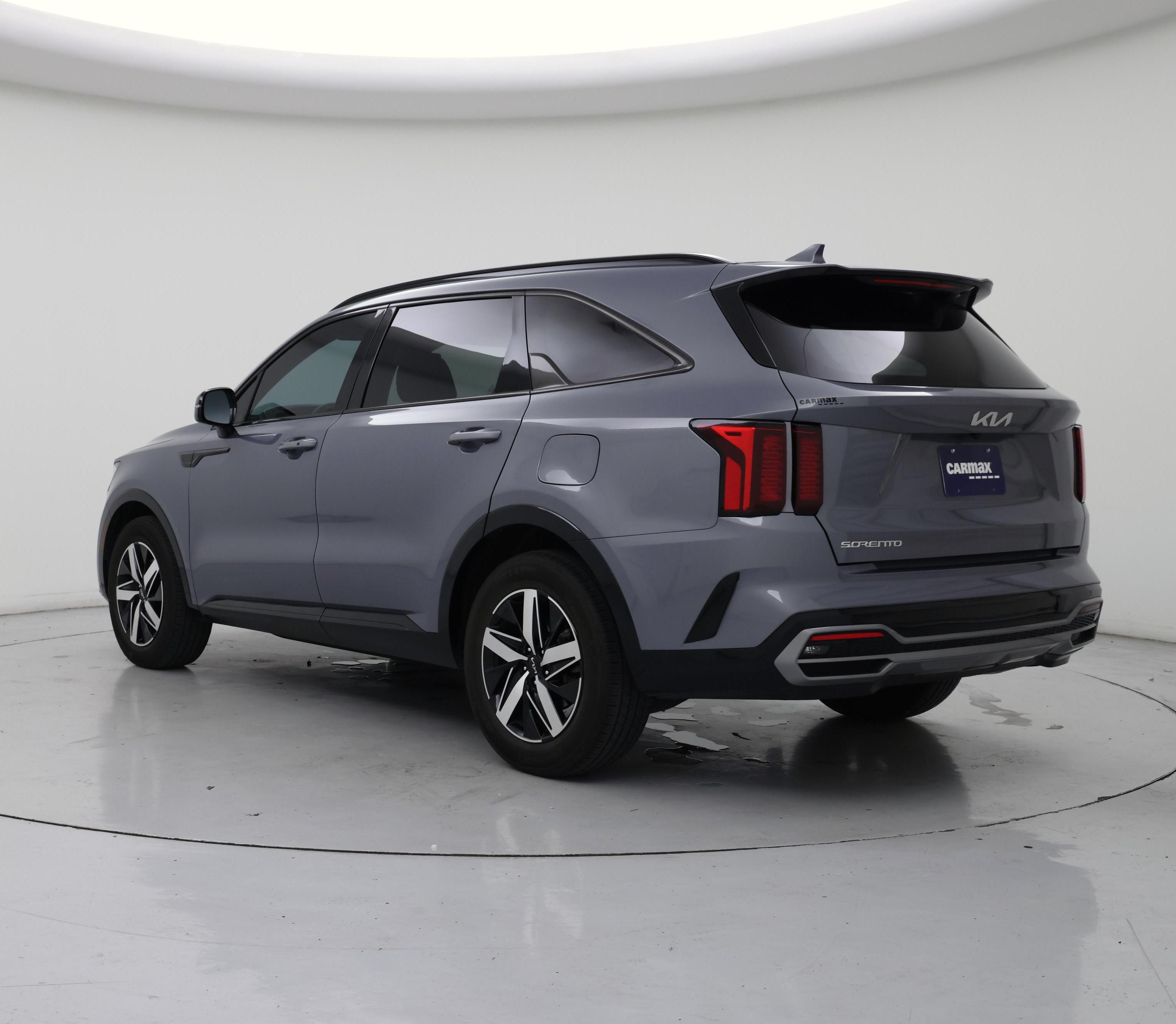 Thumbnail: 2023 Kia Sorento - 2