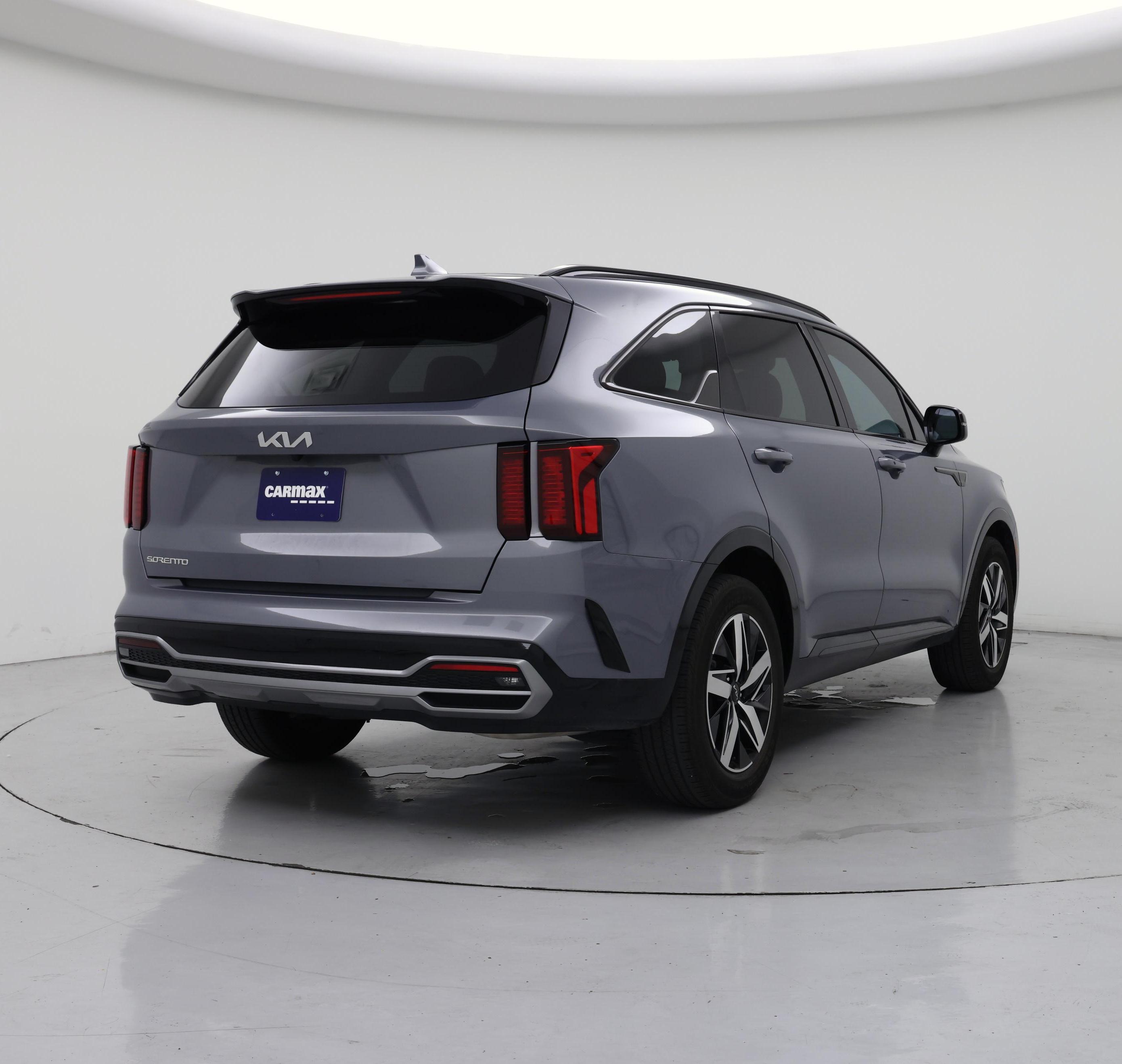 Thumbnail: 2023 Kia Sorento - 8