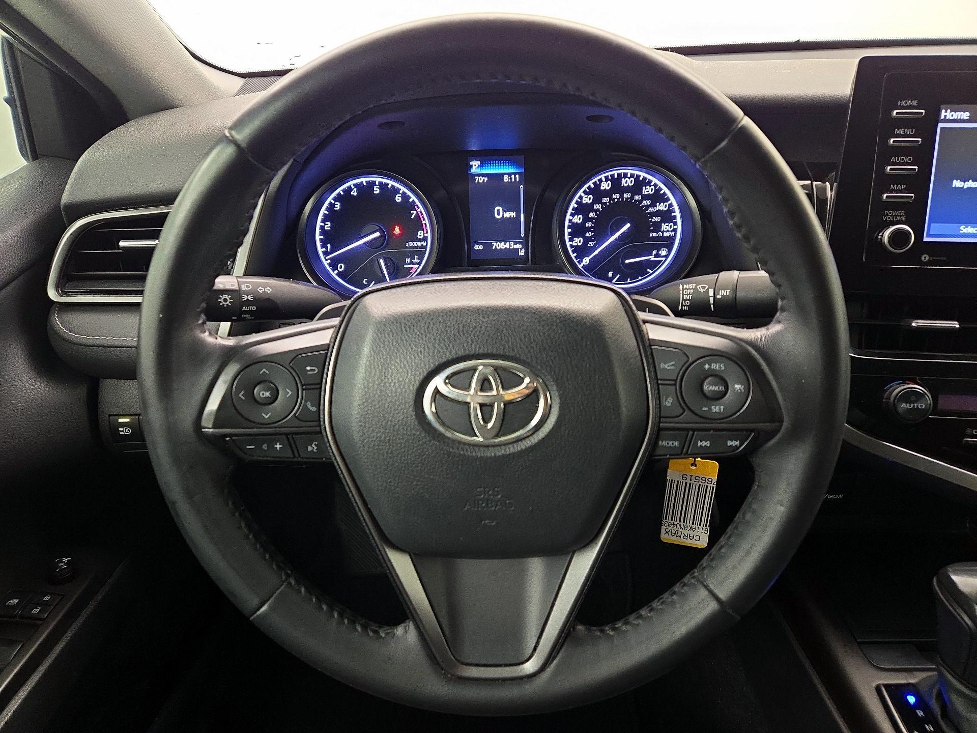 Thumbnail: 2021 Toyota Camry - 10