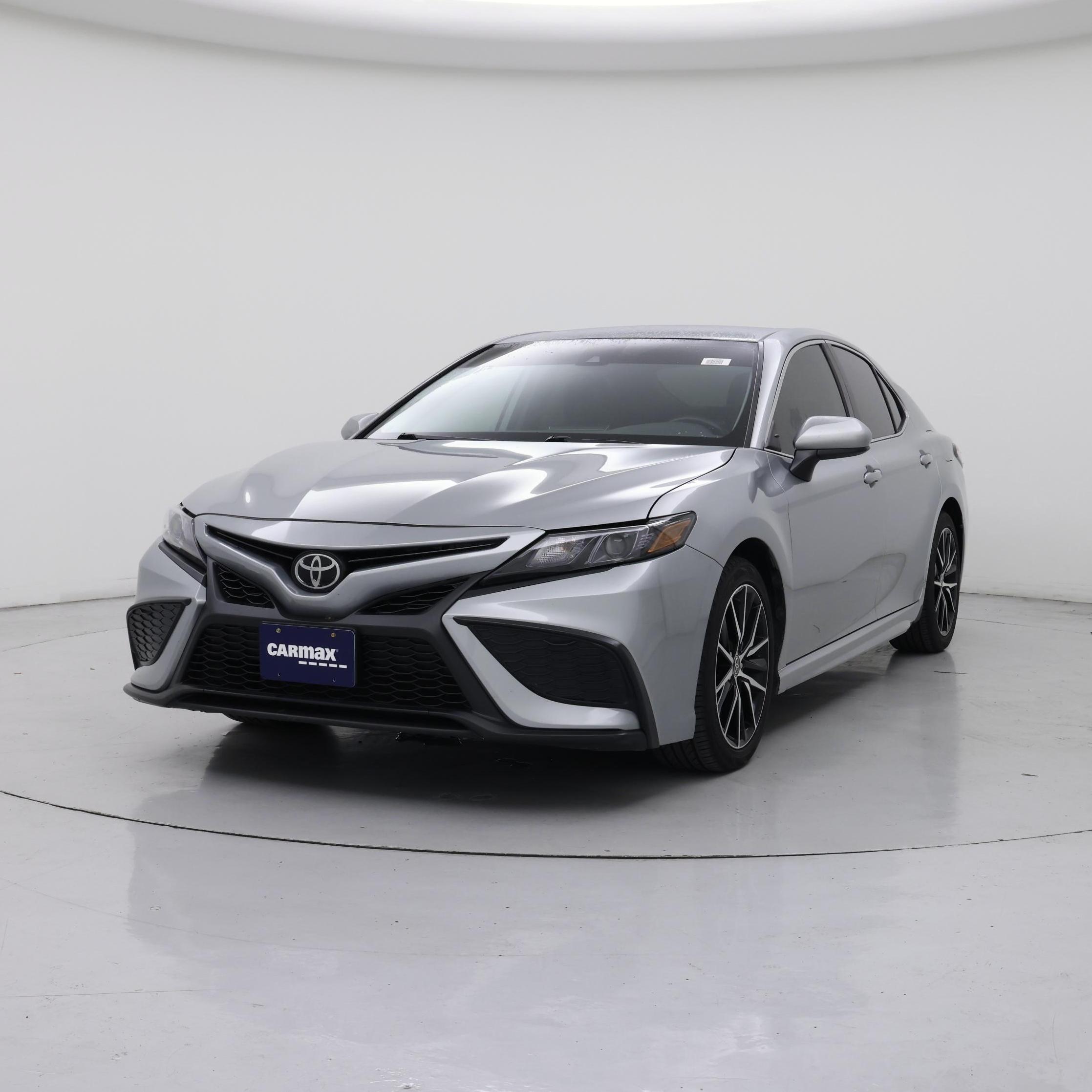 Thumbnail: 2021 Toyota Camry - 4