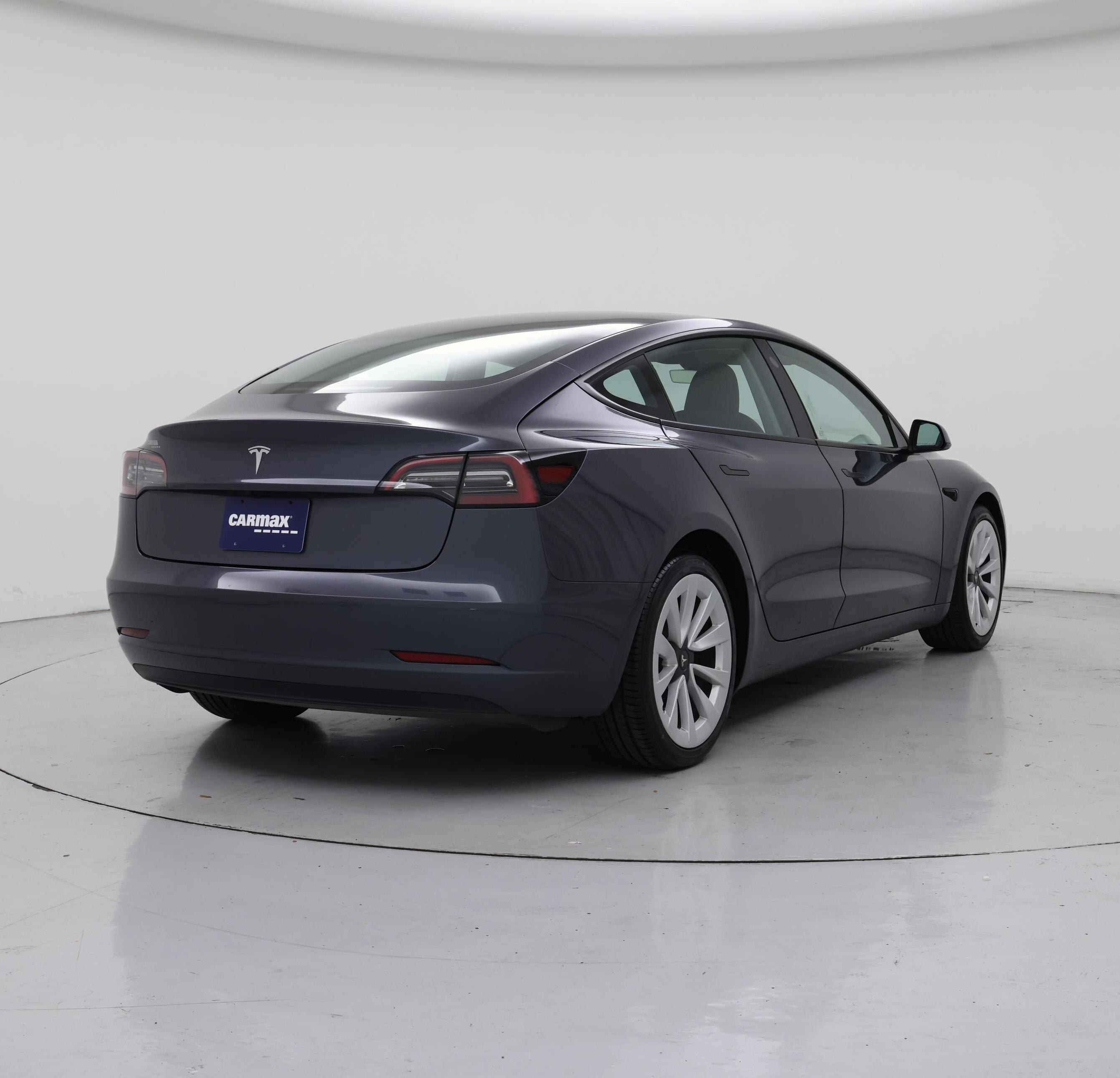 Thumbnail: 2023 Tesla Model 3 - 8