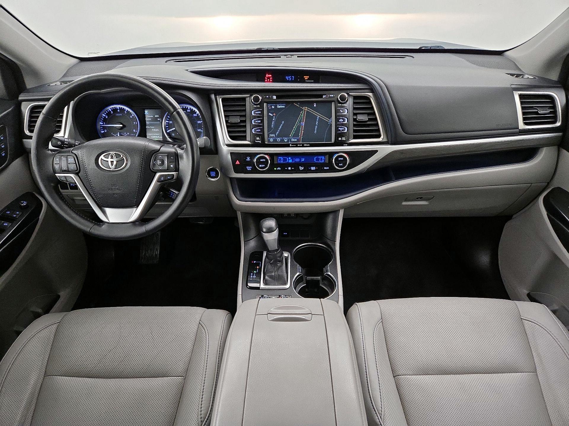 Thumbnail: 2017 Toyota Highlander - 9