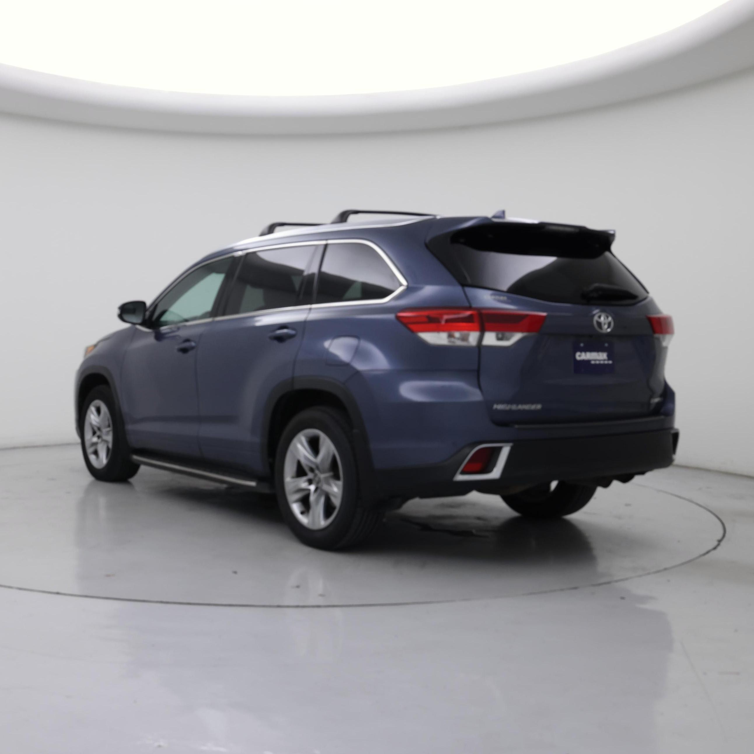 Thumbnail: 2017 Toyota Highlander - 2