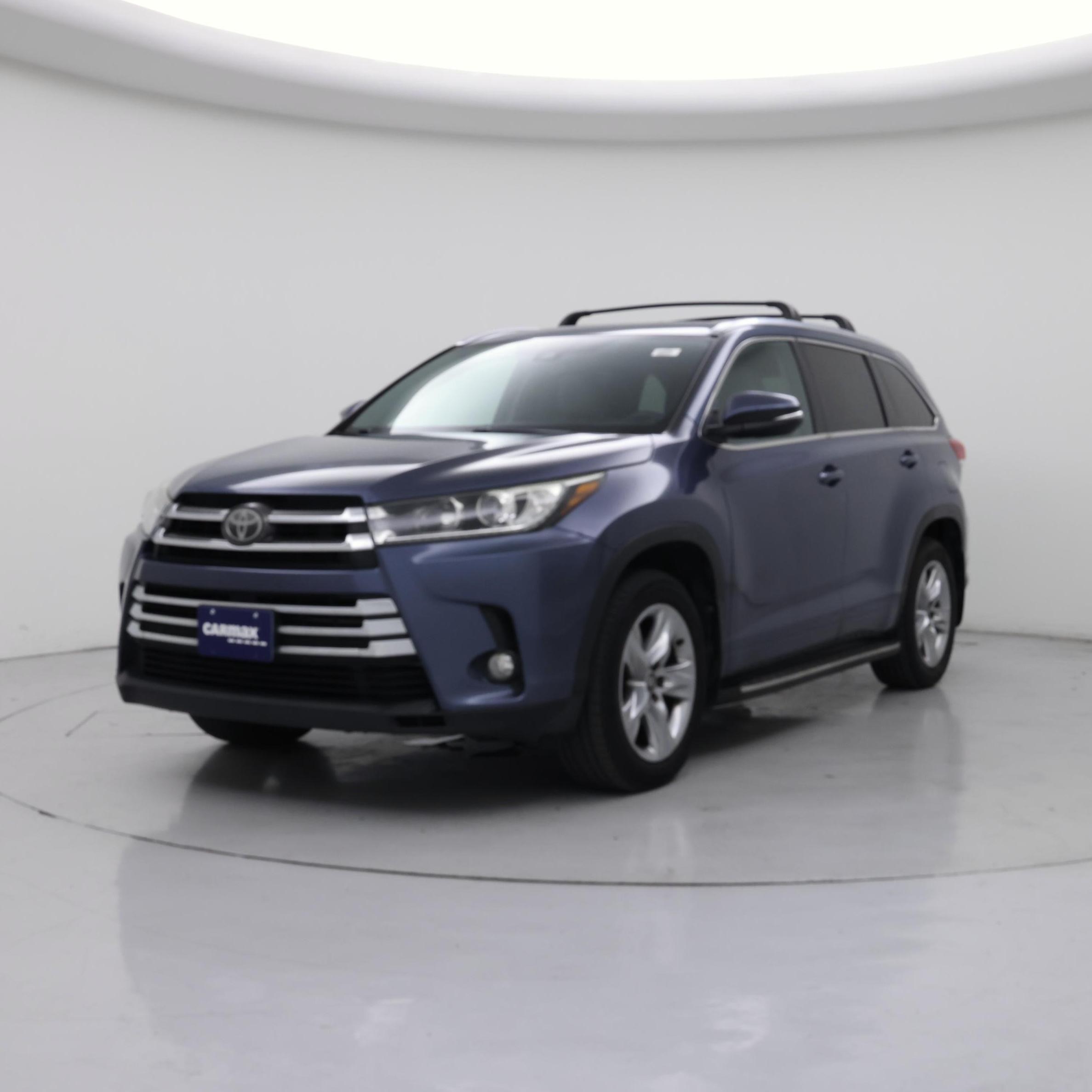 Thumbnail: 2017 Toyota Highlander - 4