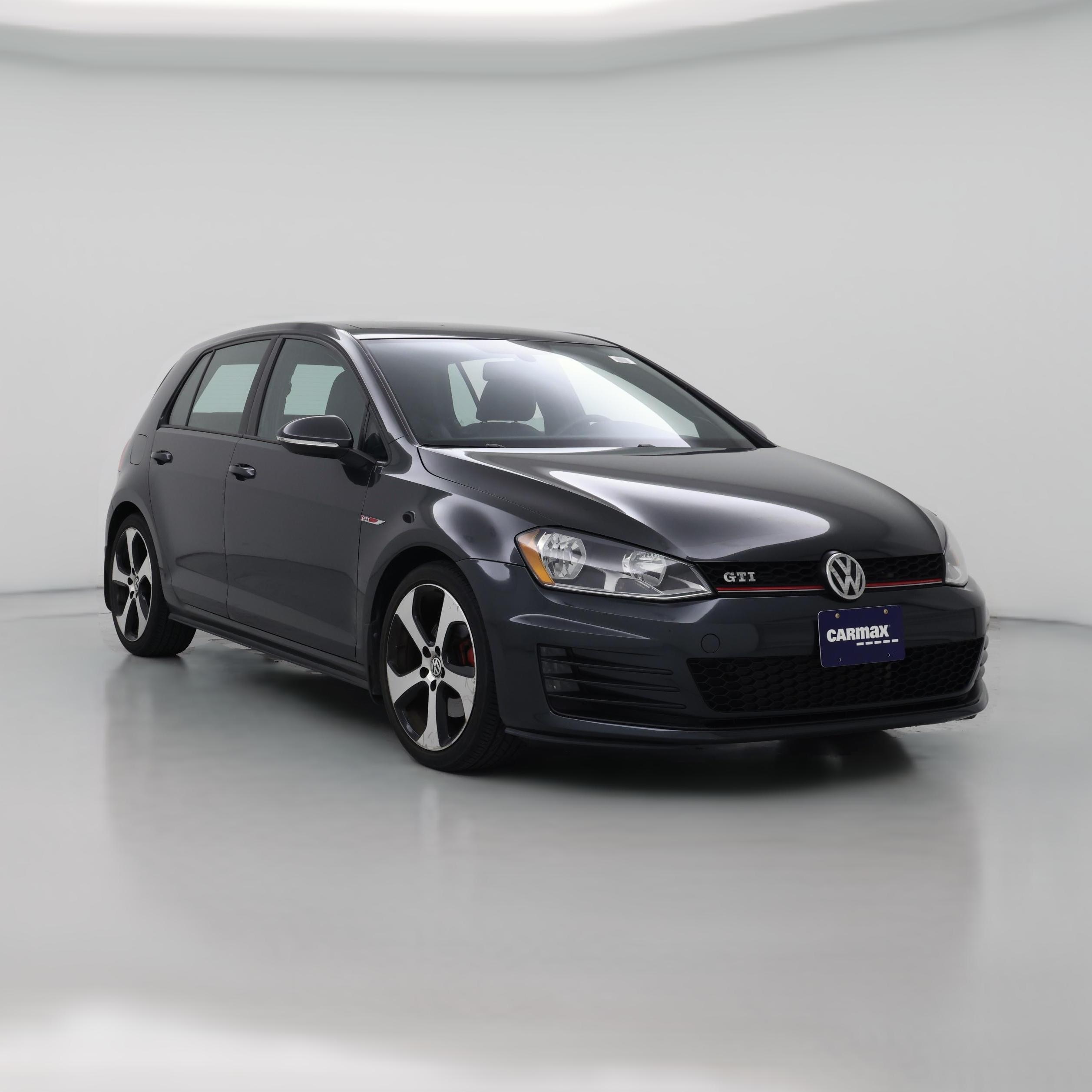 Thumbnail: 2016 Volkswagen Golf - 1