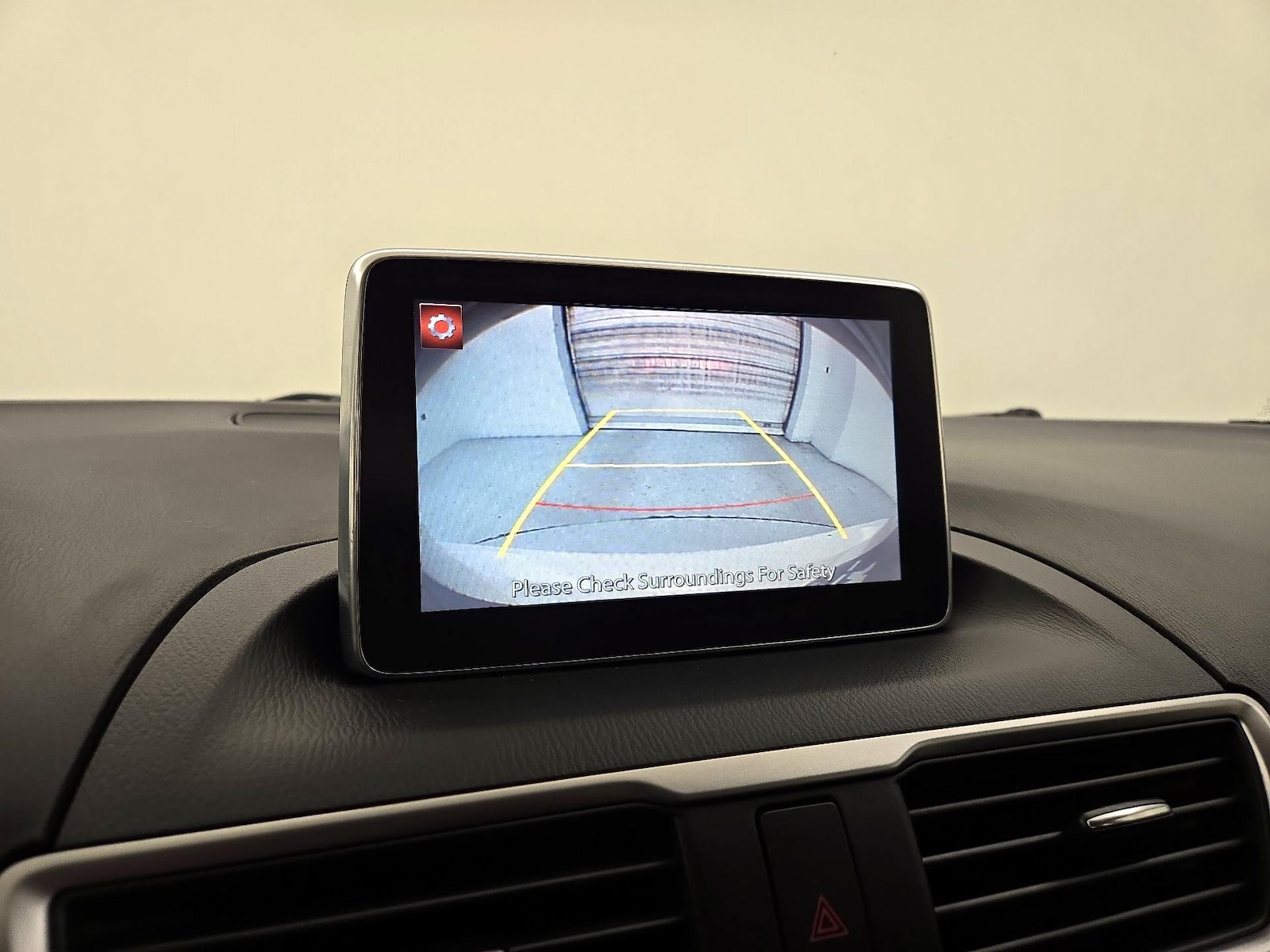 2015 Mazda MAZDA3 i Touring - Photo 13