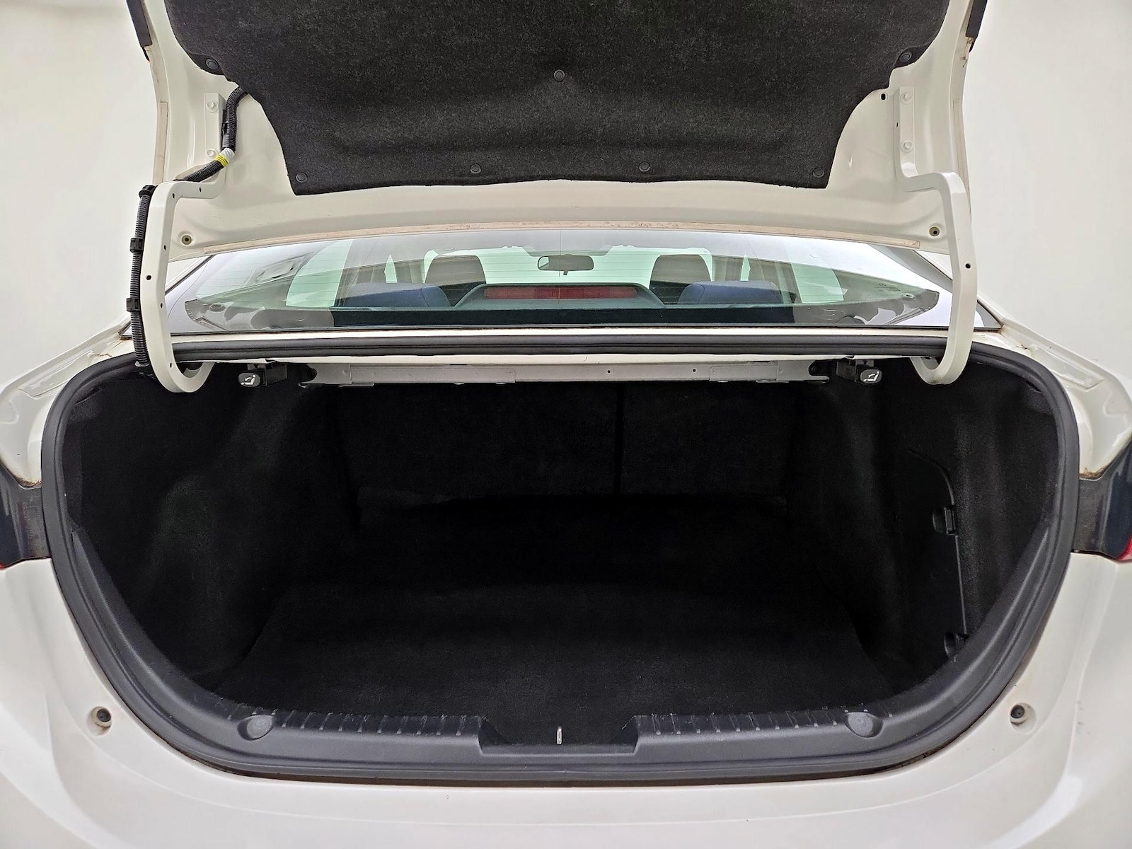 2015 Mazda MAZDA3 i Touring - Photo 20