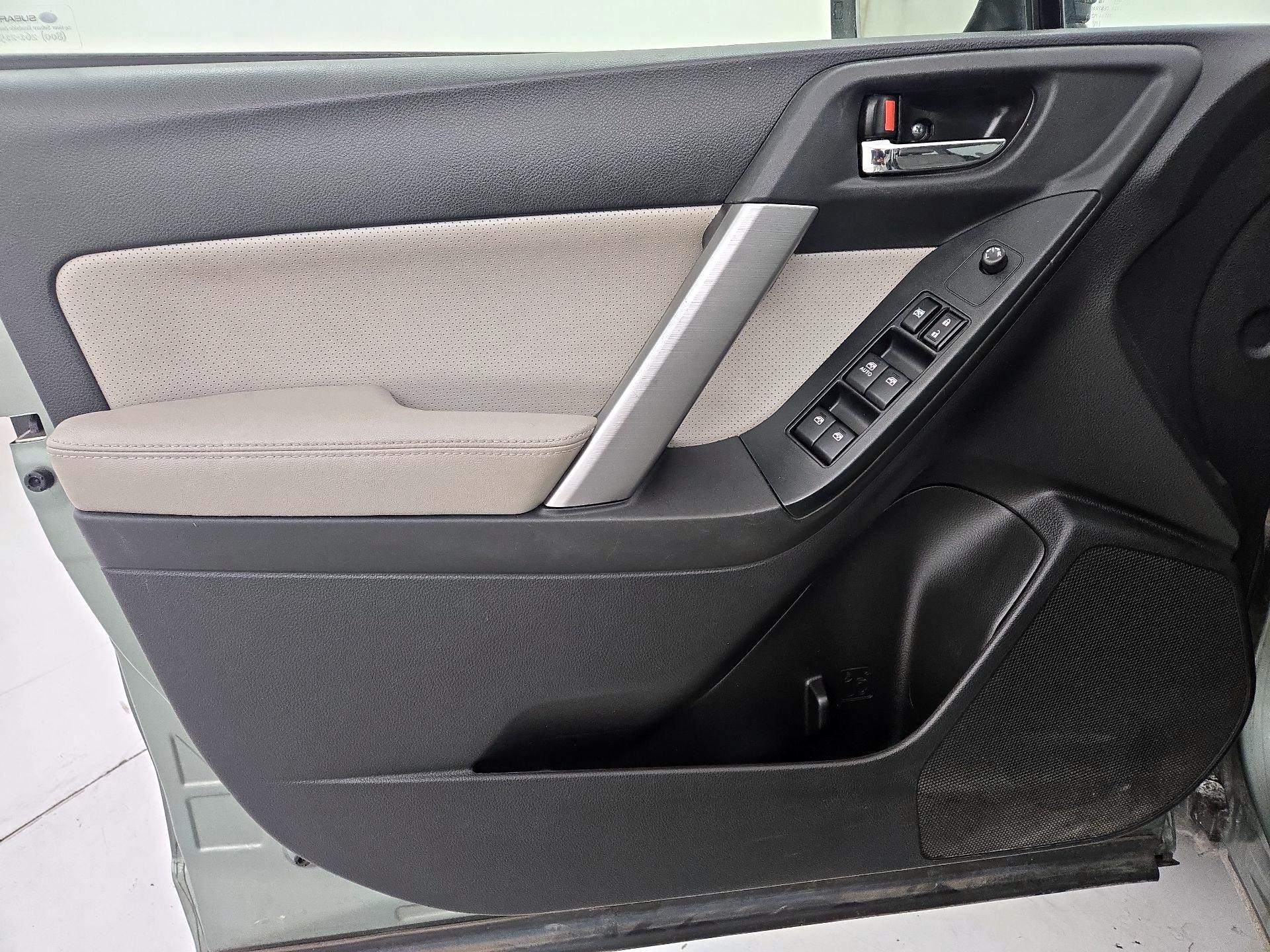 Thumbnail: 2014 Subaru Forester - 12