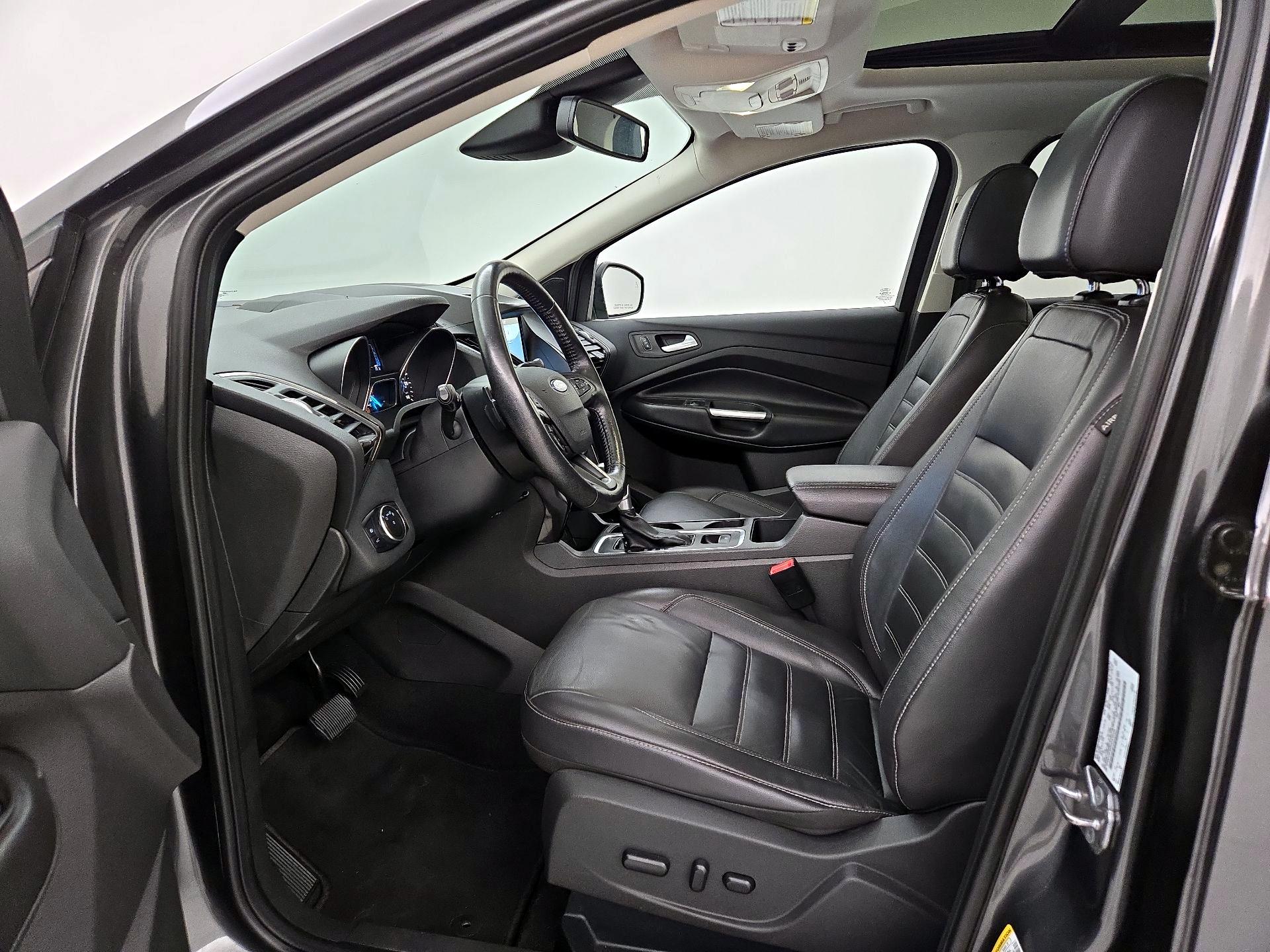 Thumbnail: 2017 Ford Escape - 11