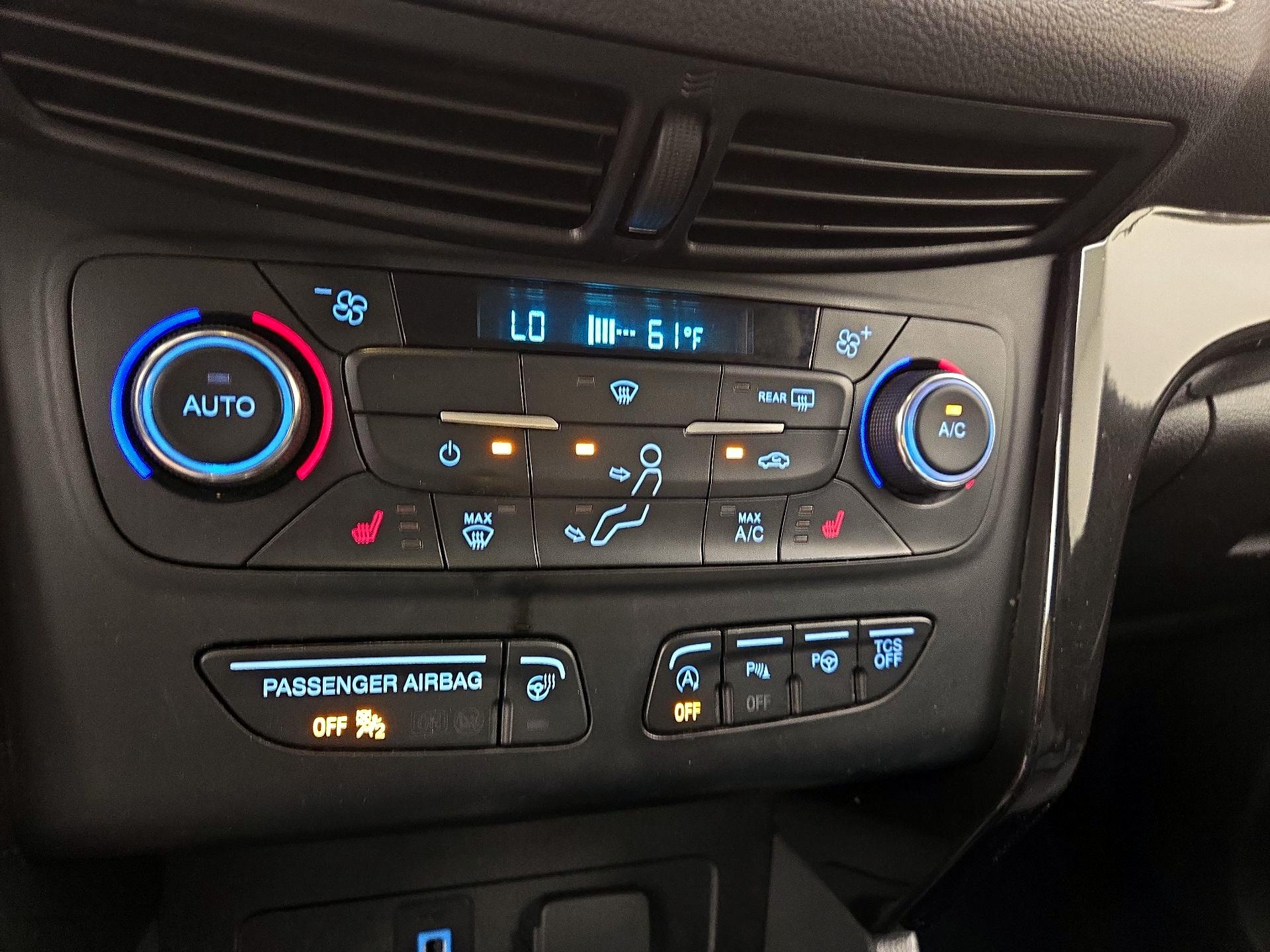 Thumbnail: 2017 Ford Escape - 17