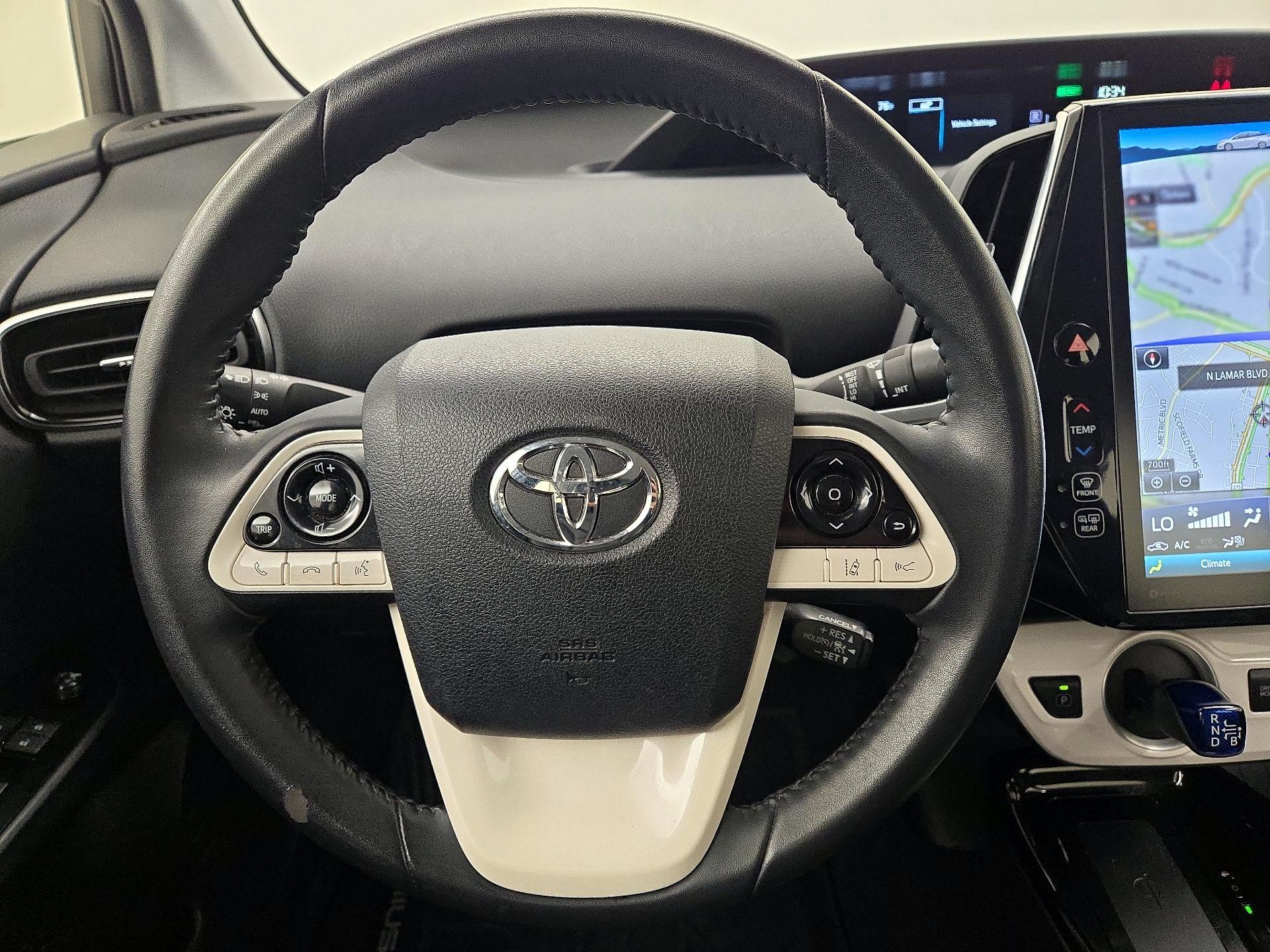 Thumbnail: 2018 Toyota Prius Prime - 10