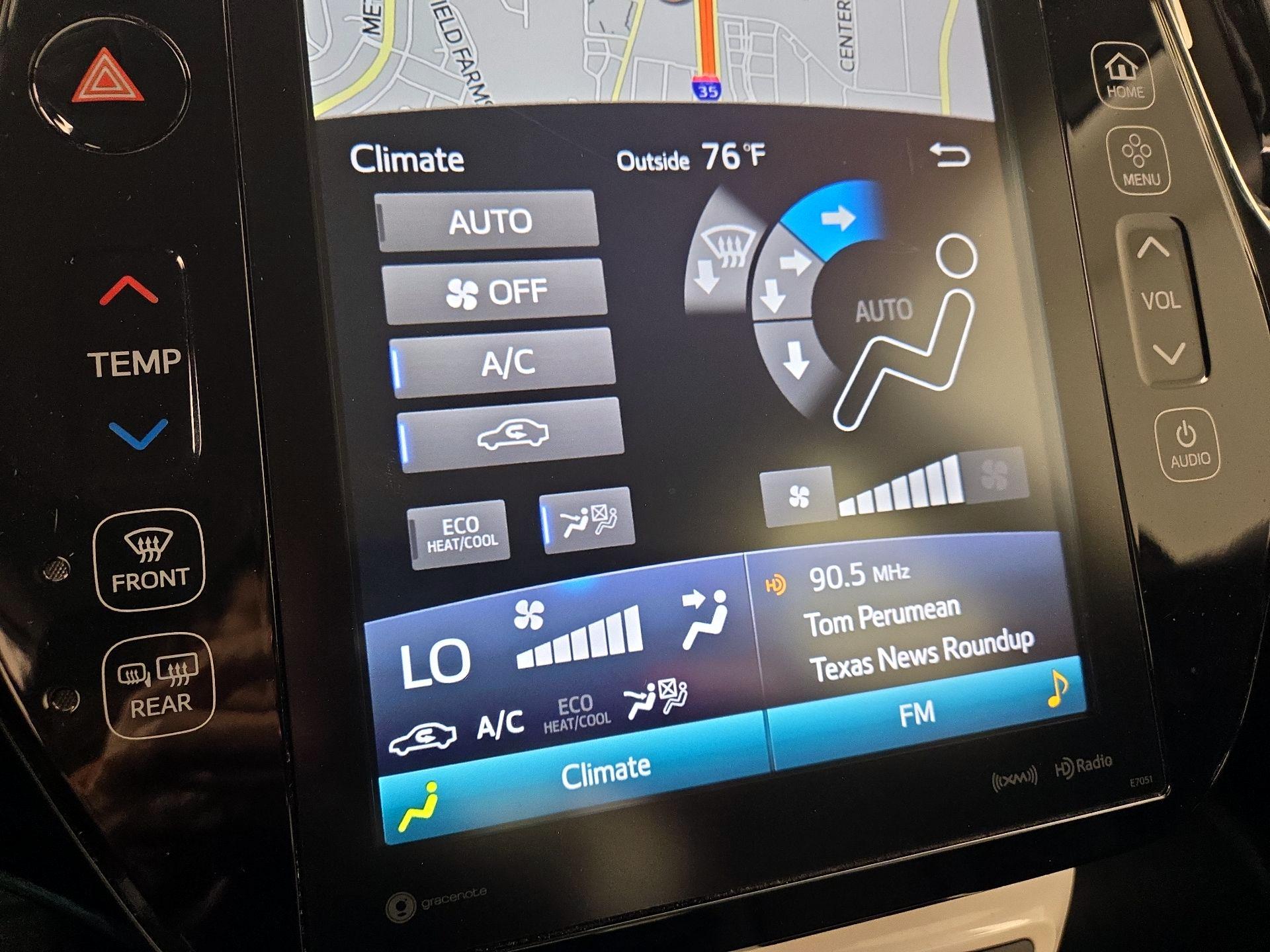 Thumbnail: 2018 Toyota Prius Prime - 17