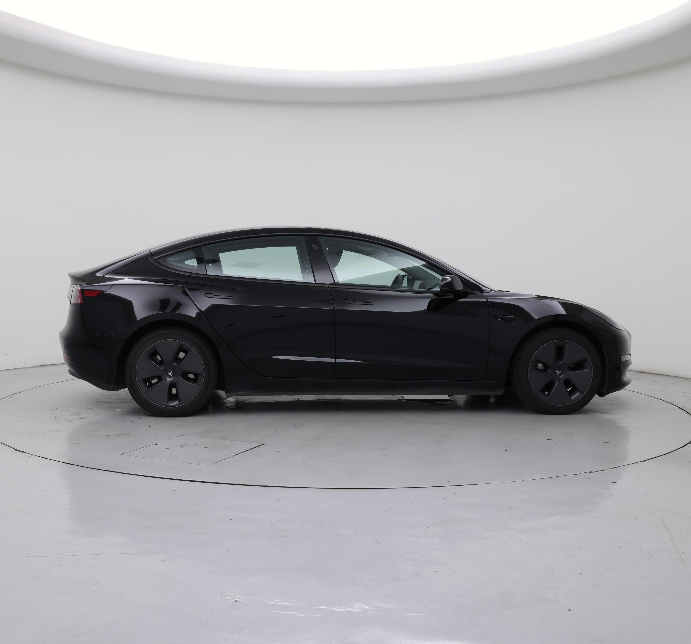 Thumbnail: 2023 Tesla Model 3 - 7