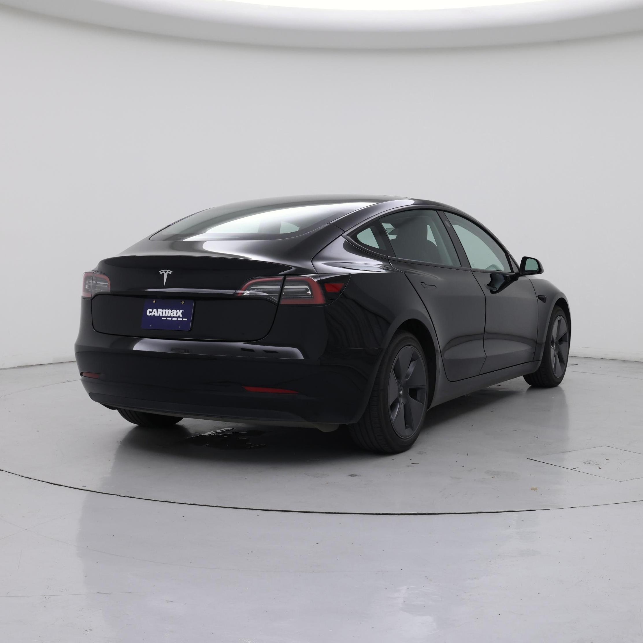 Thumbnail: 2023 Tesla Model 3 - 8