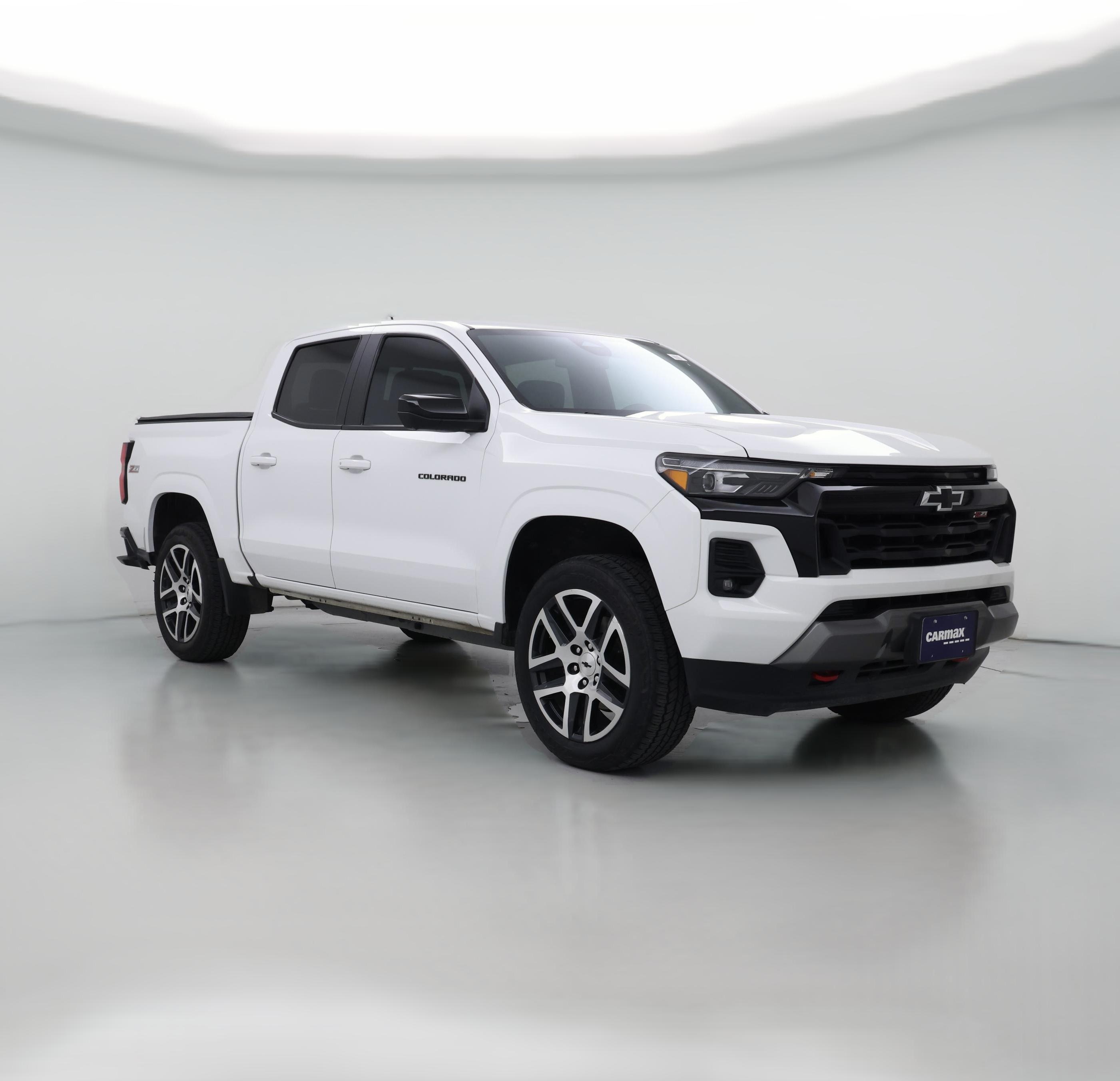 Thumbnail: 2023 Chevrolet Colorado - 1