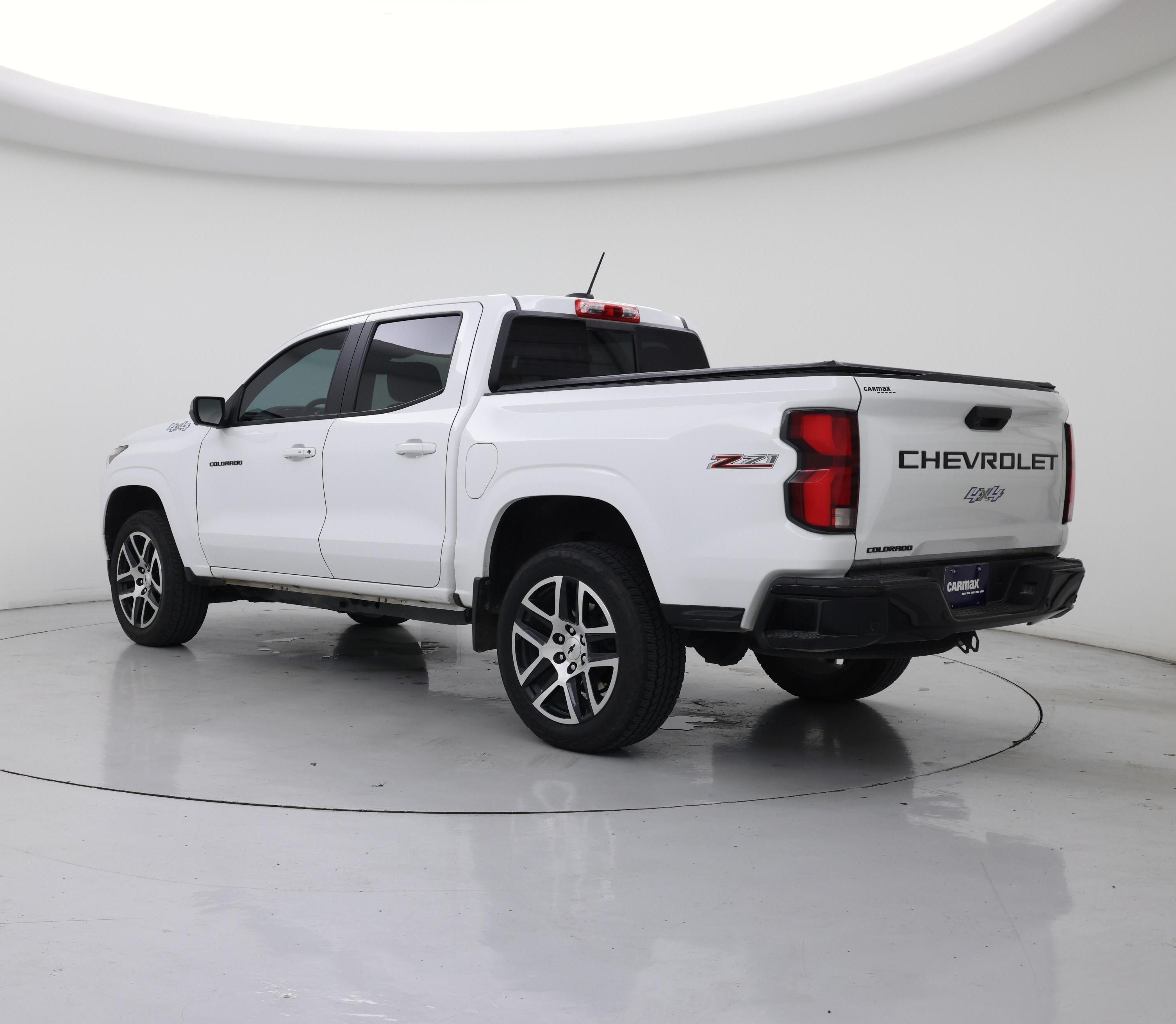 Thumbnail: 2023 Chevrolet Colorado - 2
